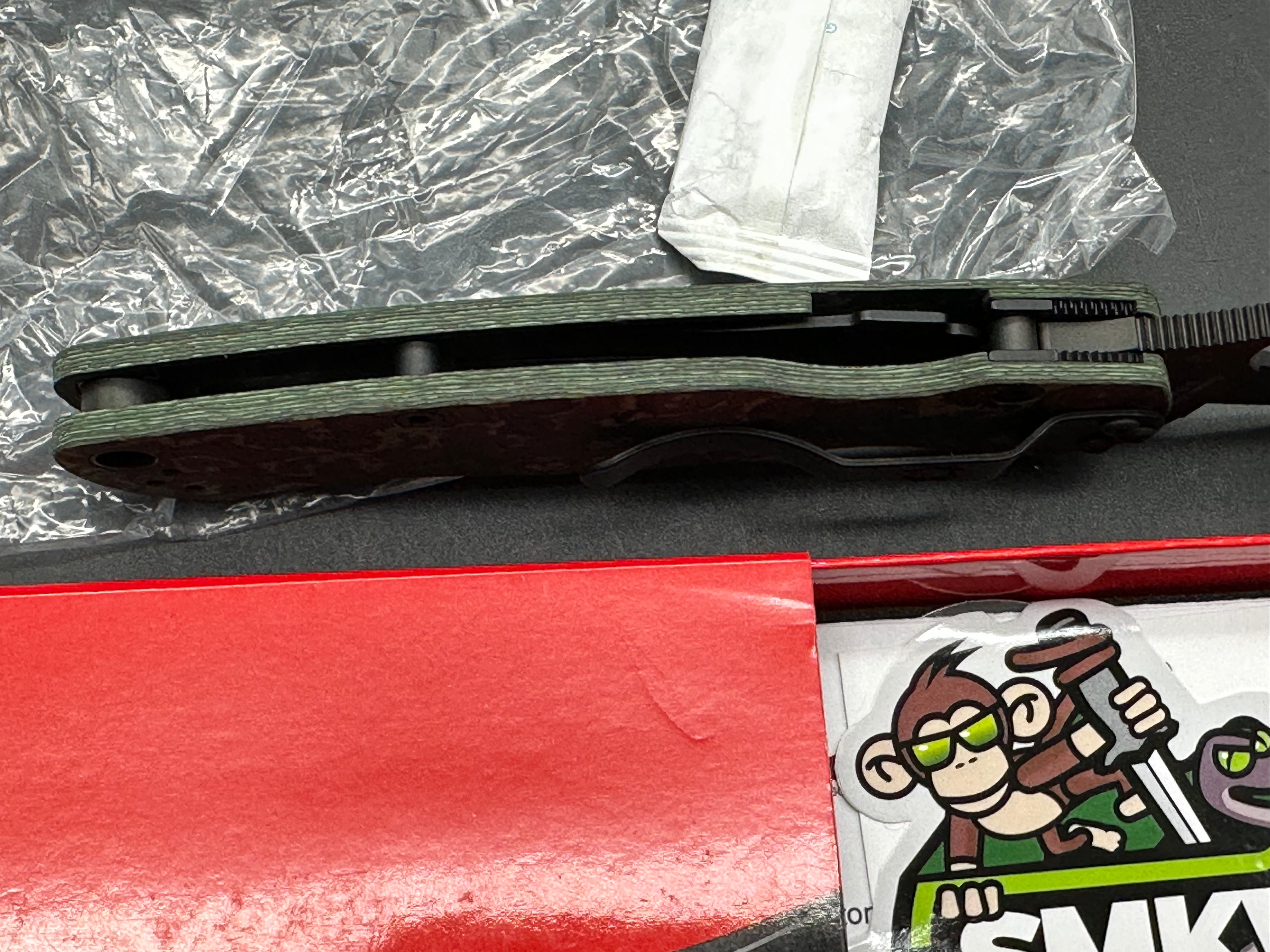 Spyderco Para 2 Folding Knife - New in Box, Green Jungle Camo, M4 Steel Blade - Perfect for Outdoor Camping, Hunting & Survival Gear