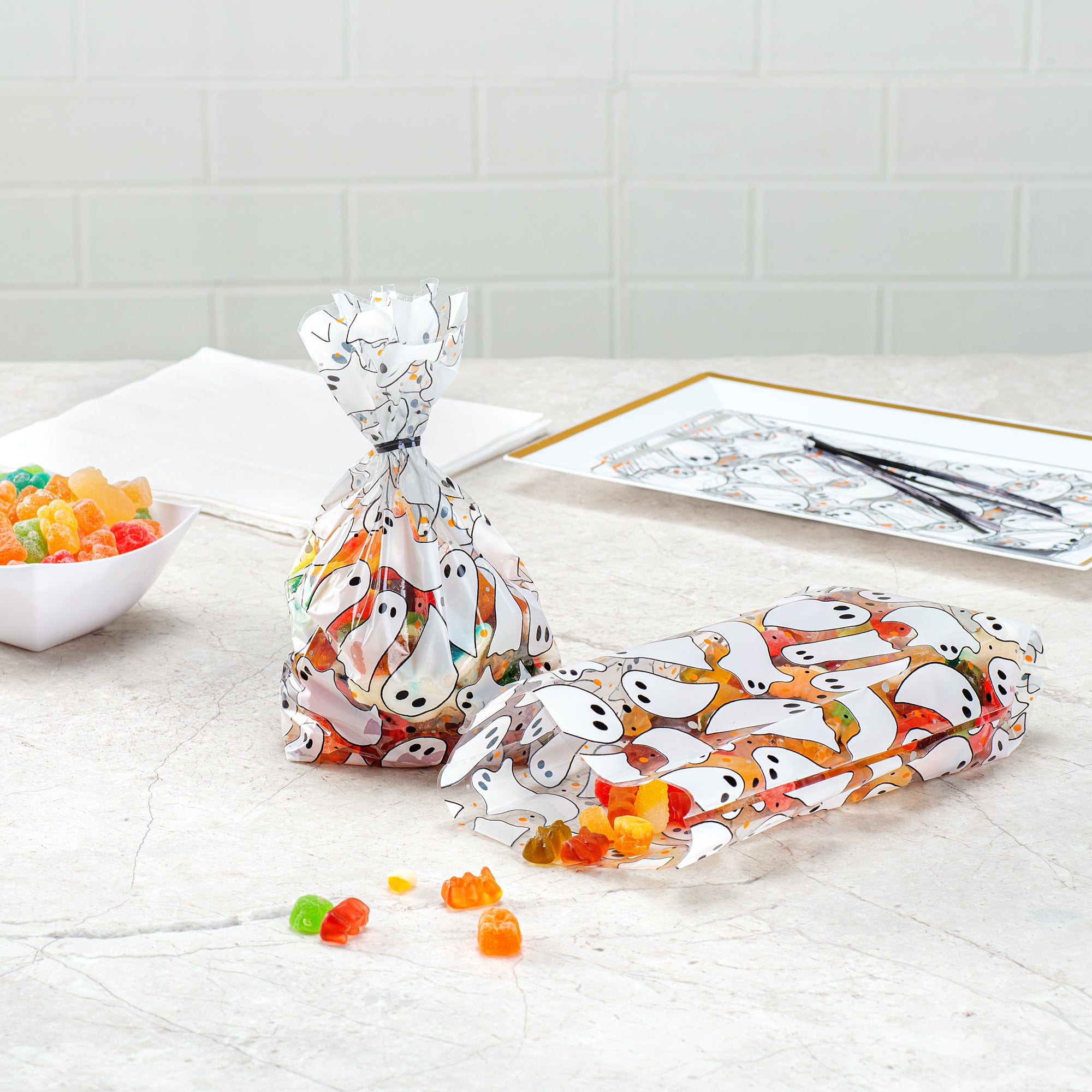 Plastic Candy Bags for Halloween - 4x2x9.5 Inch Gusseted Ghost Design Treat Bags (4000 Count Bulk Pack) - Perfect for Party Favors, Trick or Treat, and Candy Packaging