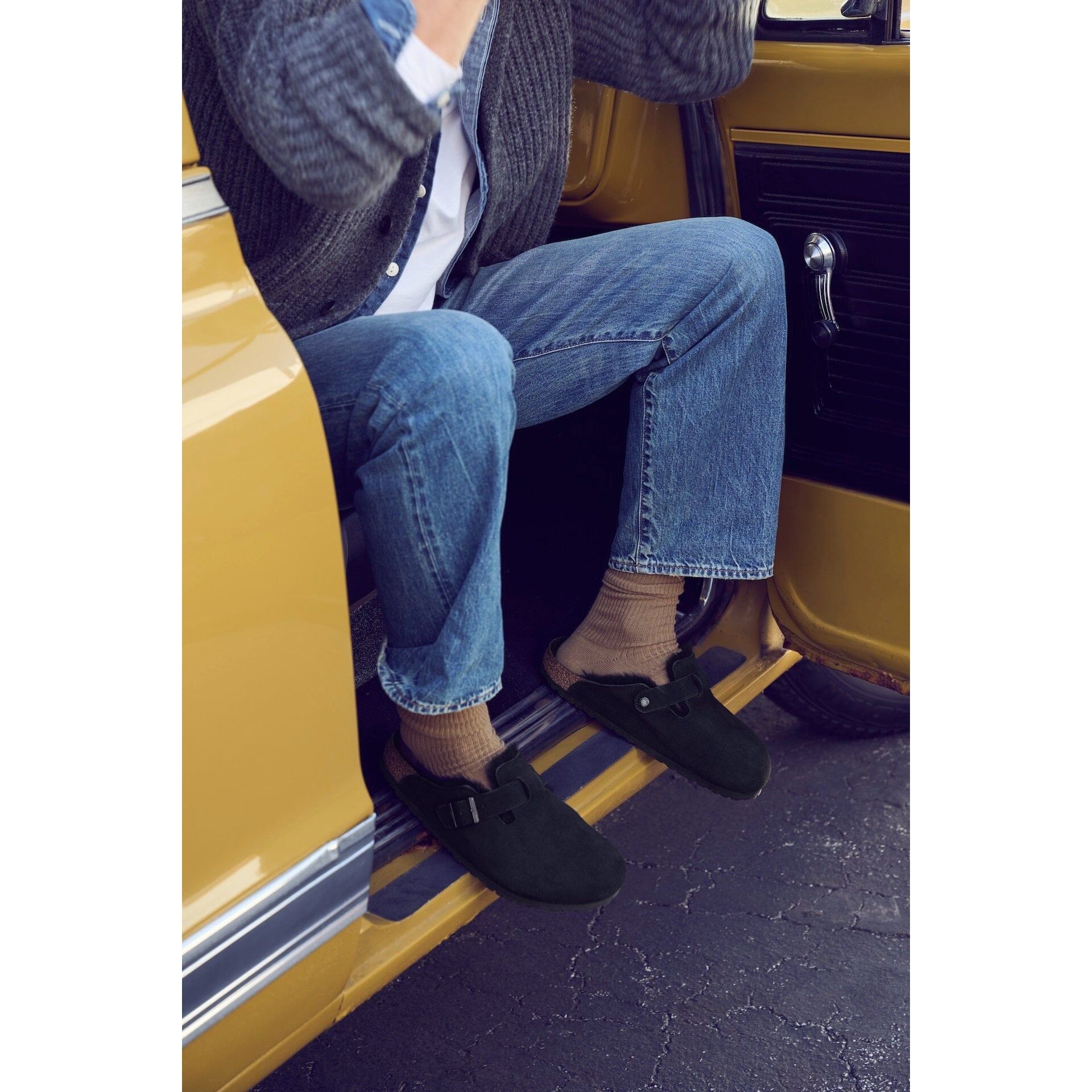 Birkenstock Boston Unisex Shearling Clogs - Soft & Comfortable House Slippers for Men & Women | Perfect for Indoor Relaxation, Spa Days & Cozy Home Wear