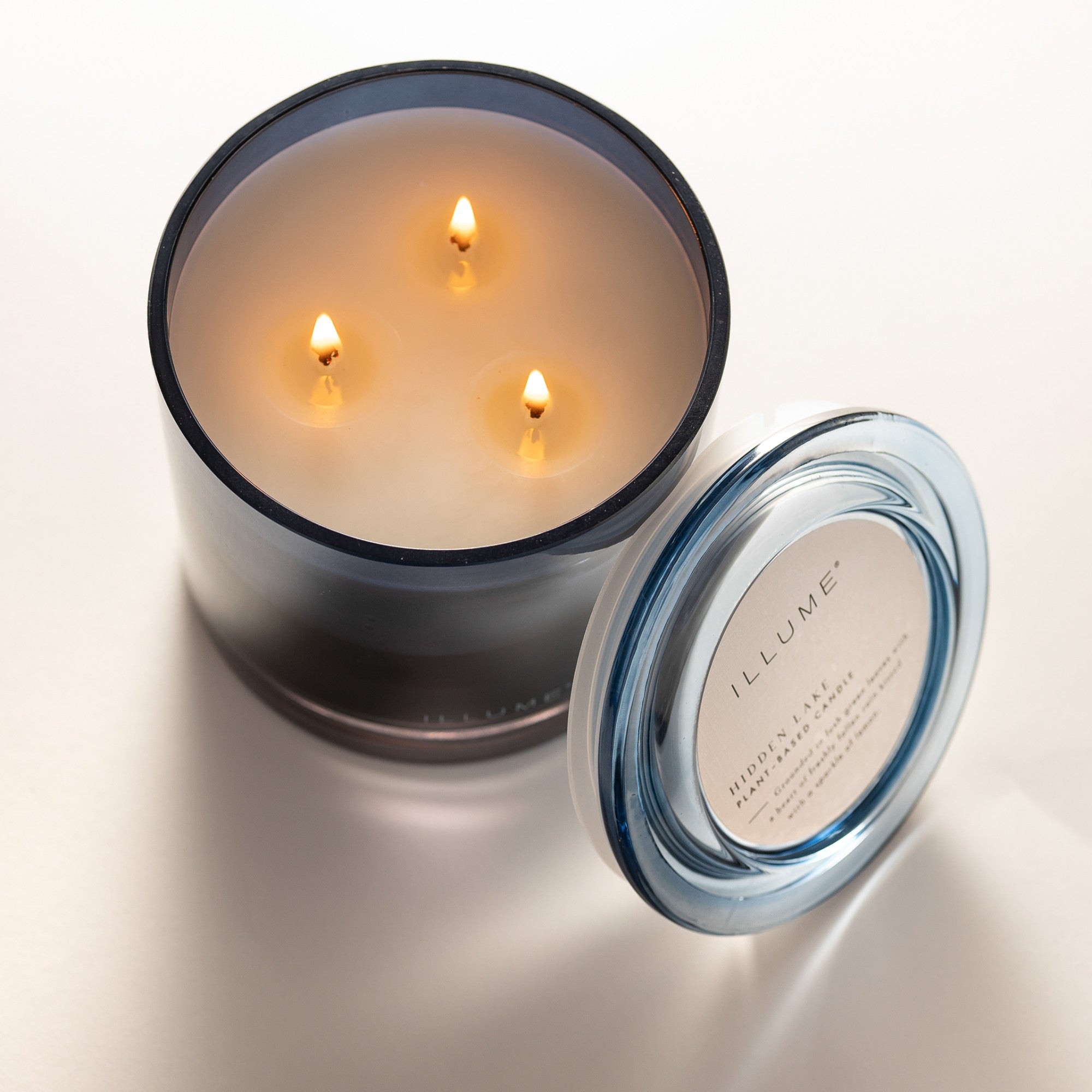 Hidden Lake Scented Glass Candle - Aromatherapy Soy Wax Candle for Home, Relaxation & Gifts - Perfect for Bedroom, Bathroom & Living Room Decor