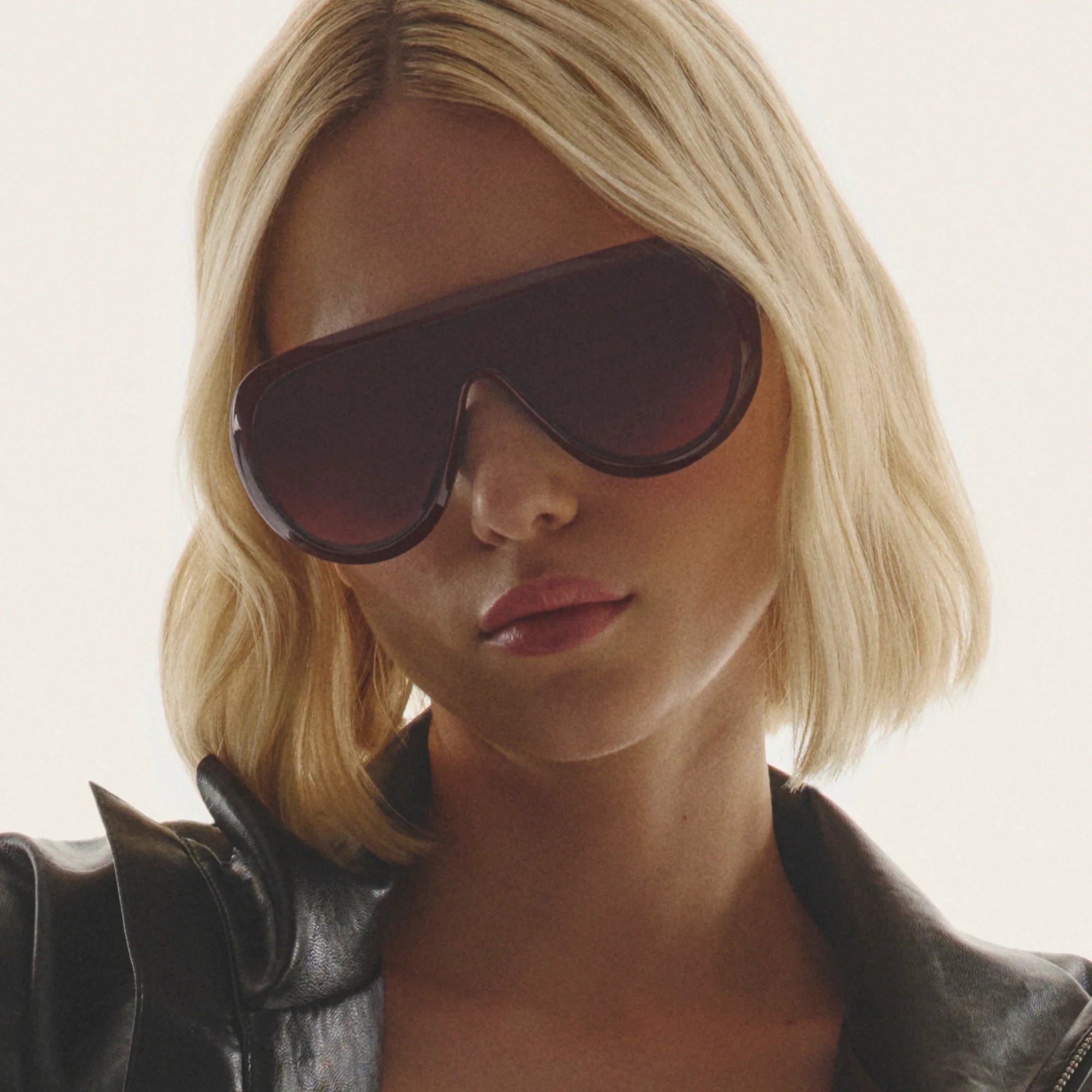 Quay Australia Set List Sunglasses - Trendy Cat Eye UV Protection for Women - Perfect for Beach, Driving & Outdoor Activities