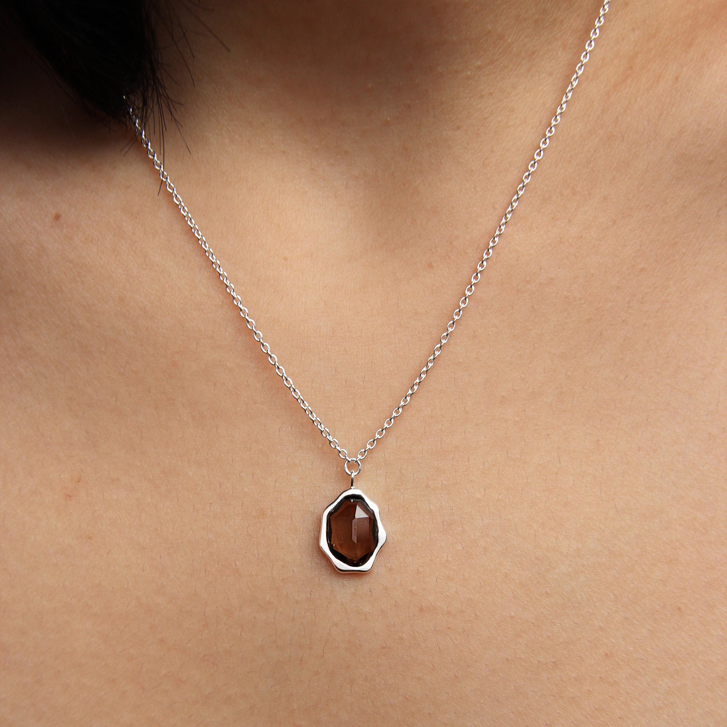 Smoky Quartz Mood Necklace in Sterling Silver - Elegant Healing Crystal Jewelry for Stress Relief & Positive Energy