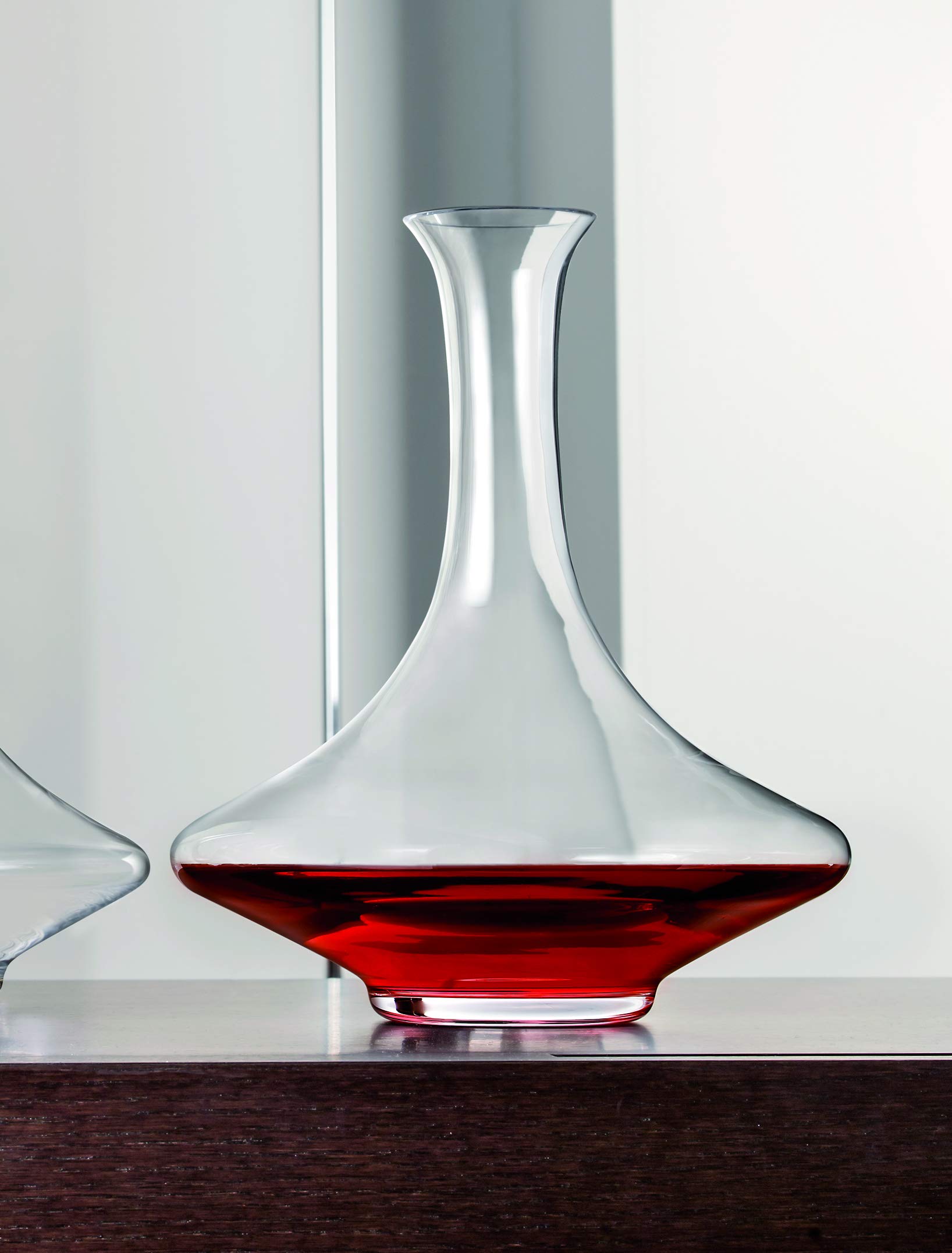 Luigi Bormioli Supermo 25.25 oz (750ml) Premium Crystal Wine Decanter for Red & White Wine - Elegant Aerator & Pourer for Enhanced Flavor - Perfect for Dinner Parties, Gifts & Home Bar Accessories