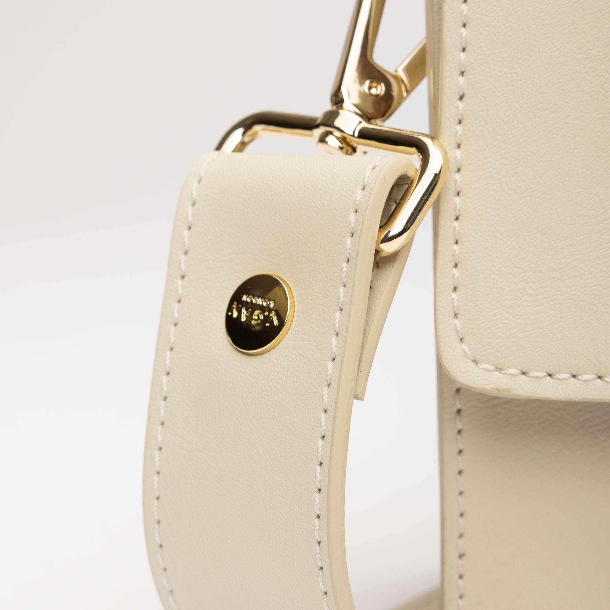 Vegan Leather Tortoiseshell Crossbody Bag for Women | Stylish Cream Purse | Perfect for Casual Outings, Travel & Everyday Use