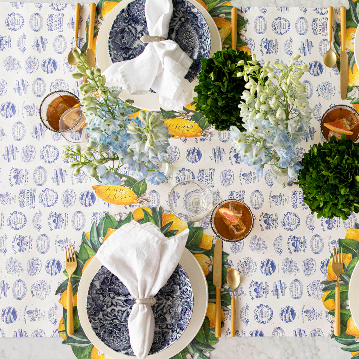 Lemon Wreath Placemats for Dining Table - Round Die-Cut Vinyl Table Mats for Kitchen, Party, and Home Decor - Set of 4 Waterproof Place Mats for Everyday Use and Special Occasions