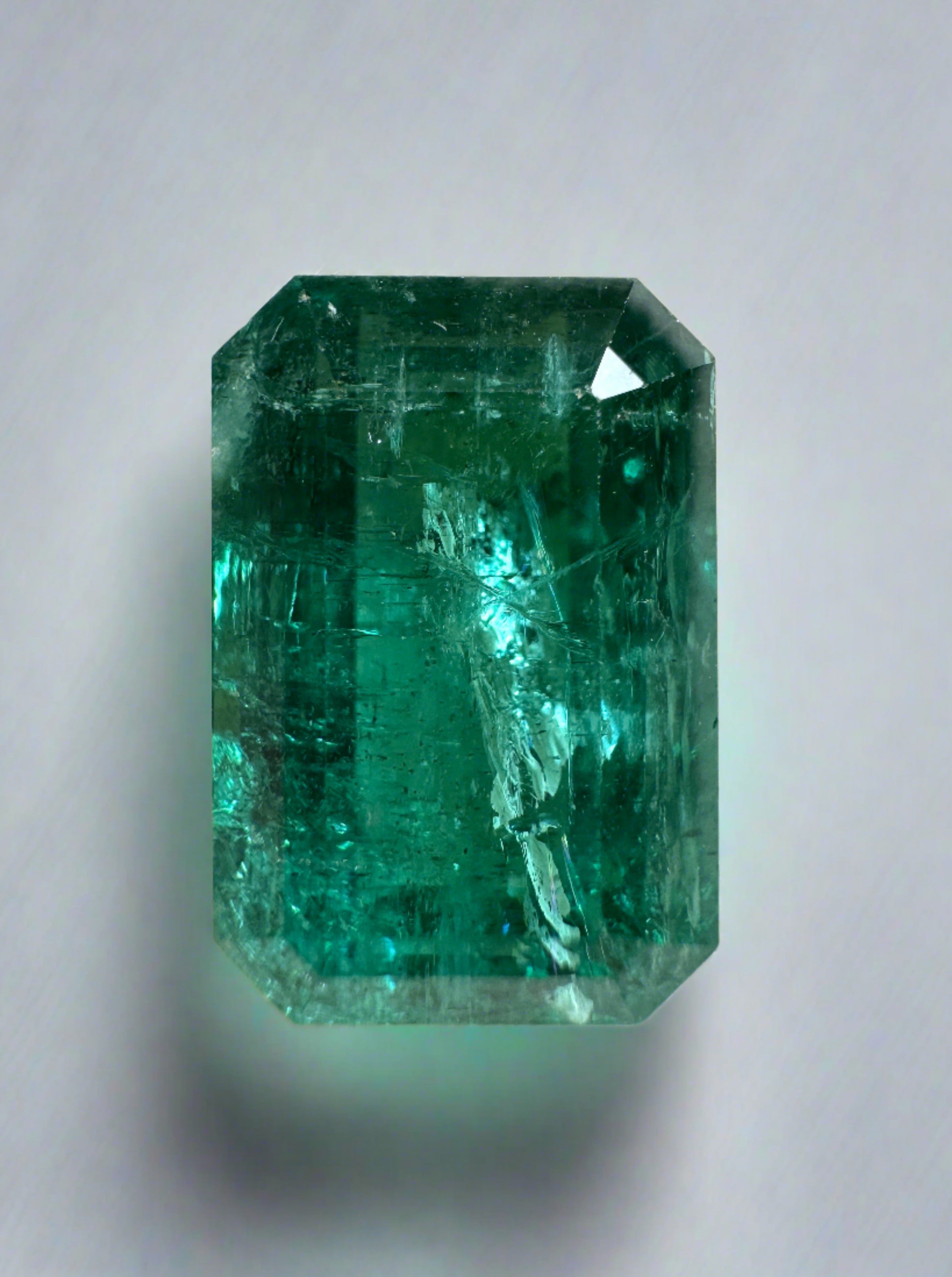 7.96 Carat 14x9mm Elongated Green Natural Loose Zambian Emerald Gemstone for Jewelry Making - Perfect for Engagement Rings, Earrings & Necklaces