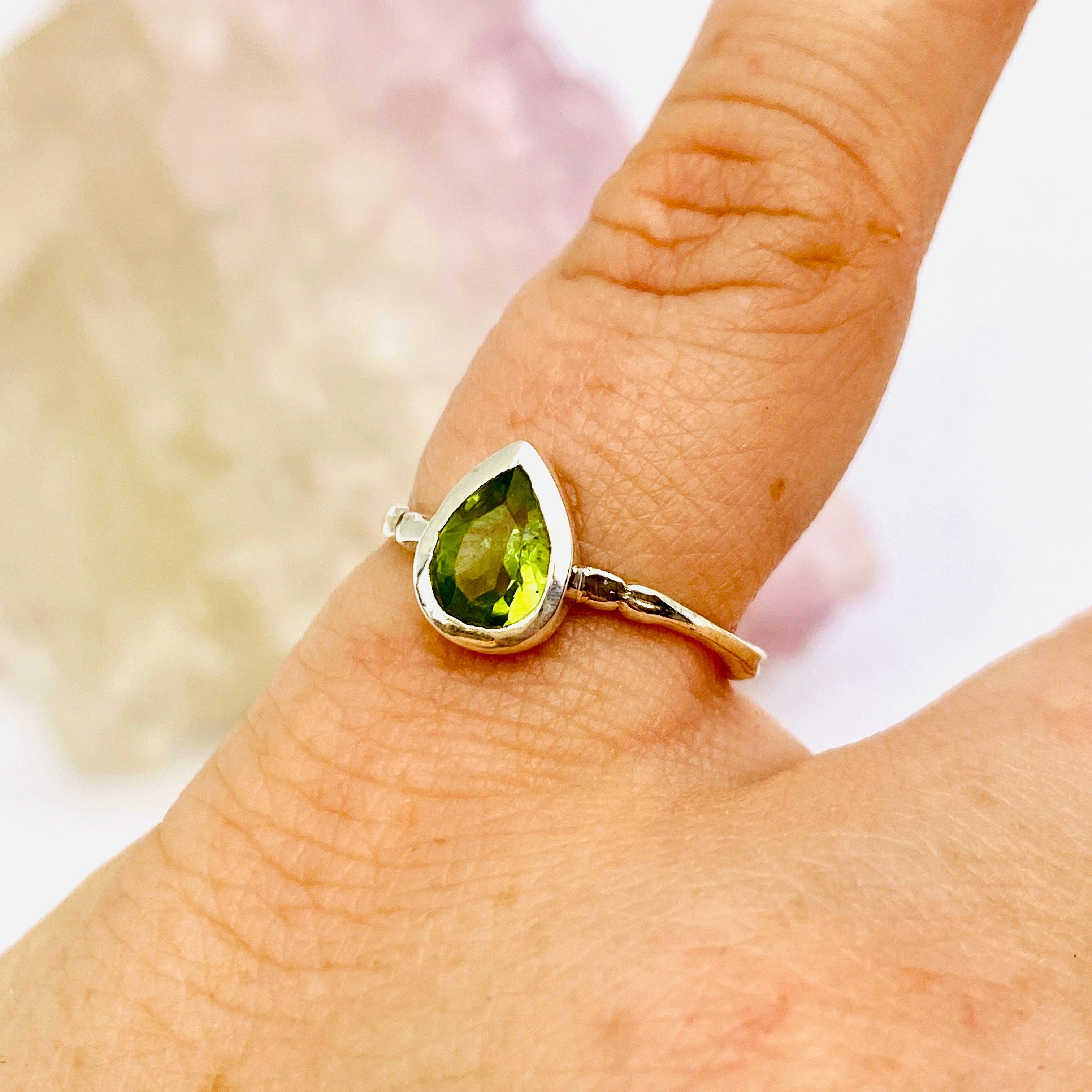 Peridot Faceted Teardrop Fine Band Ring - 925 Sterling Silver Dainty Jewelry for Women - Perfect for Weddings, Anniversaries & Everyday Elegance