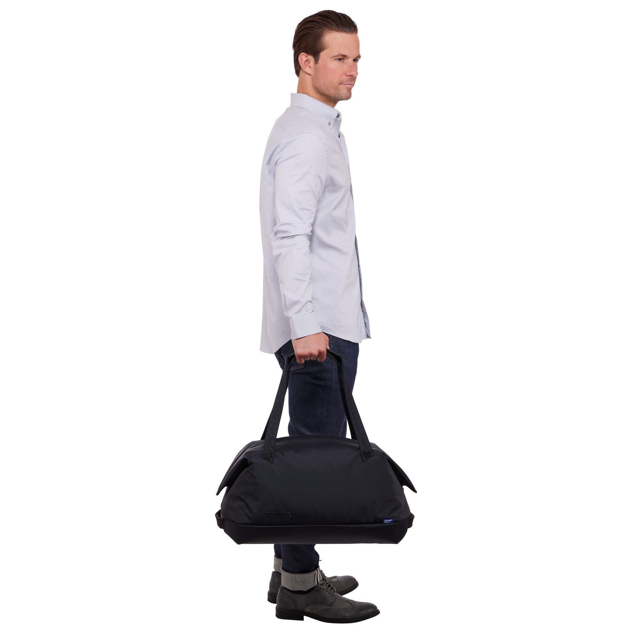 Thule Subterra 2 Duffel Bag 35L - Water-Resistant Travel Duffel for Gym, Hiking & Weekend Trips - Carry-On Luggage with Shoulder Strap & Multiple Pockets