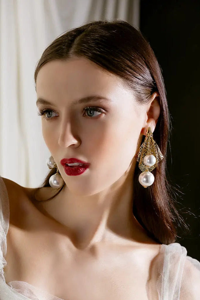 APOLLINE EARRINGS - Elegant Gold Hoop Earrings for Women | Hypoallergenic & Lightweight | Perfect for Parties, Weddings & Everyday Wear