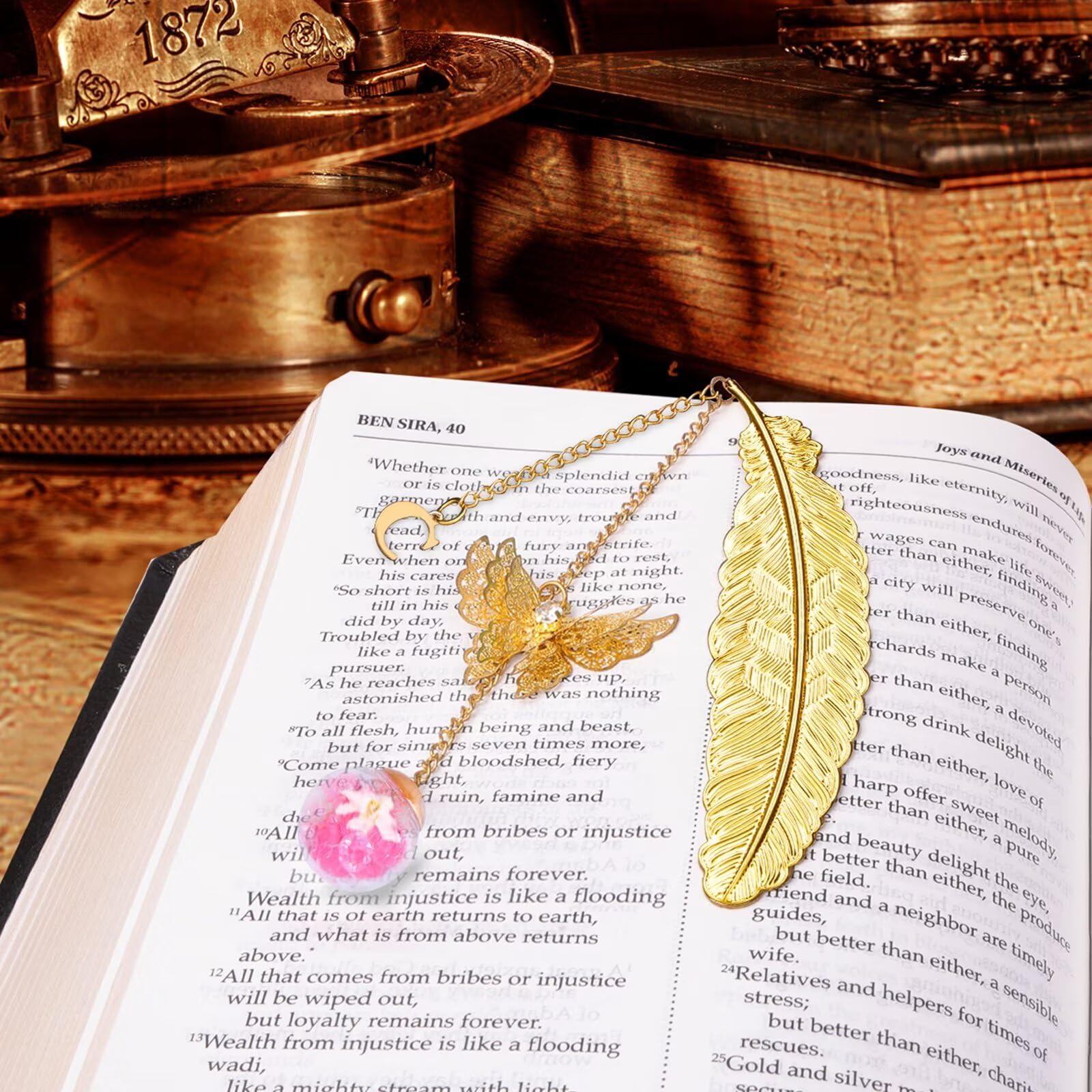 Personalized Metal Feather Bookmarks - Custom Engraved Bookmark for Women, Mothers Day Gifts, Teacher Appreciation, Birthday Presents - Unique Reading Accessories for Book Lovers & Readers - Perfect for Book Clubs, Reading Nooks & Literary Gifts