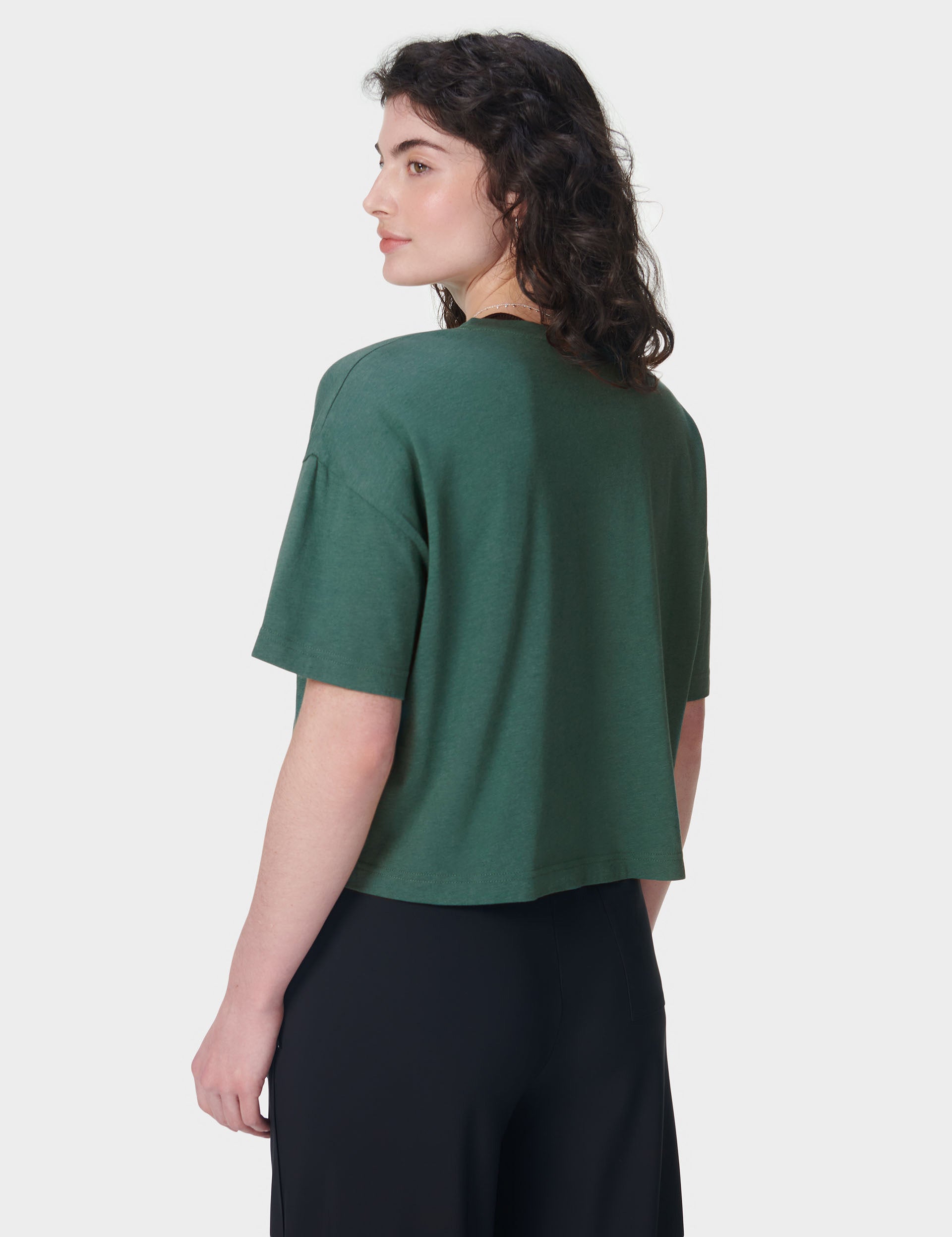 Essential Short Sleeve Crop T-Shirt for Women - Glade Green - Comfortable Casual Summer Top for Outfits, Streetwear & Beach Vacation