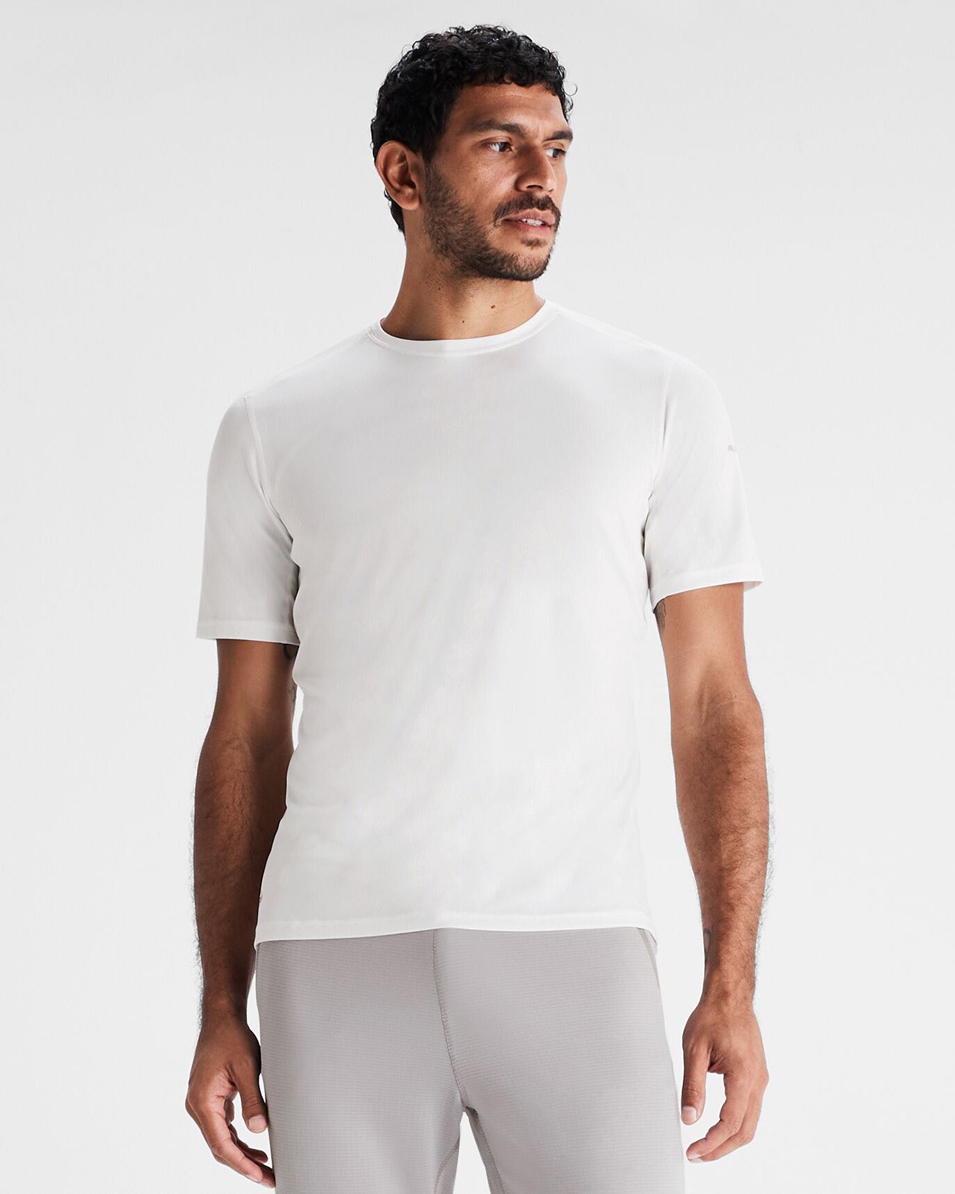 Premium Men's Seeker T-Shirt - Soft Cotton Crew Neck Tee - White Casual Shirt for Everyday Wear | Gym, Workout, Street Style & Lounge