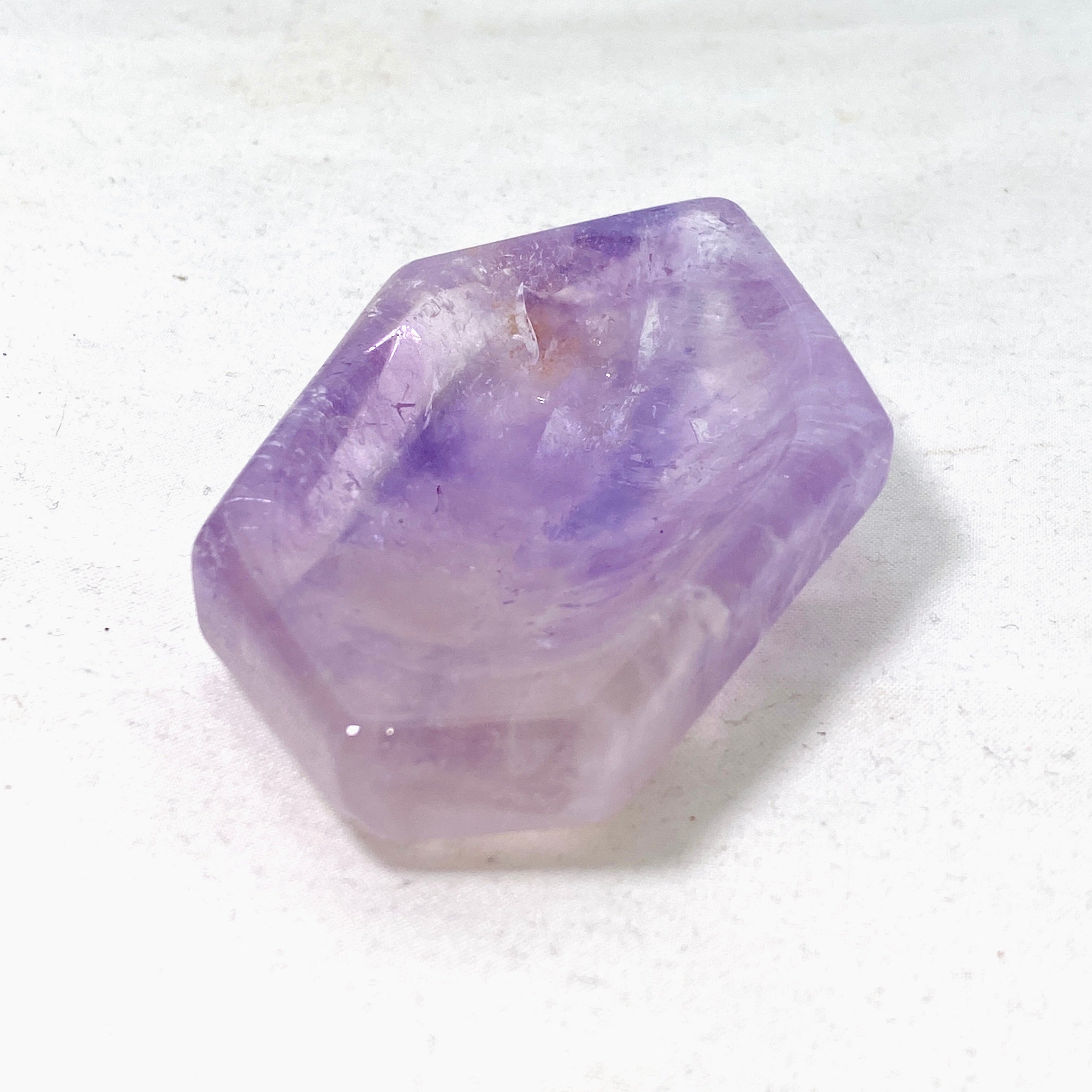 Amethyst Crystal Trinket Bowl - Handcrafted Decorative Jewelry Dish for Rings, Earrings & Small Accessories | Perfect for Vanity, Bathroom & Gift Giving
