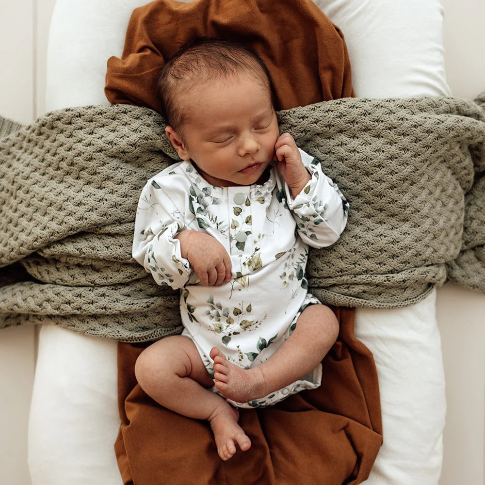 Organic Cotton Long Sleeve Baby Bodysuit - Snuggle Hunny Eden Collection | Soft & Comfortable Infant Onesie for Newborns & Toddlers - Perfect for Playtime, Family Photos & Everyday Wear