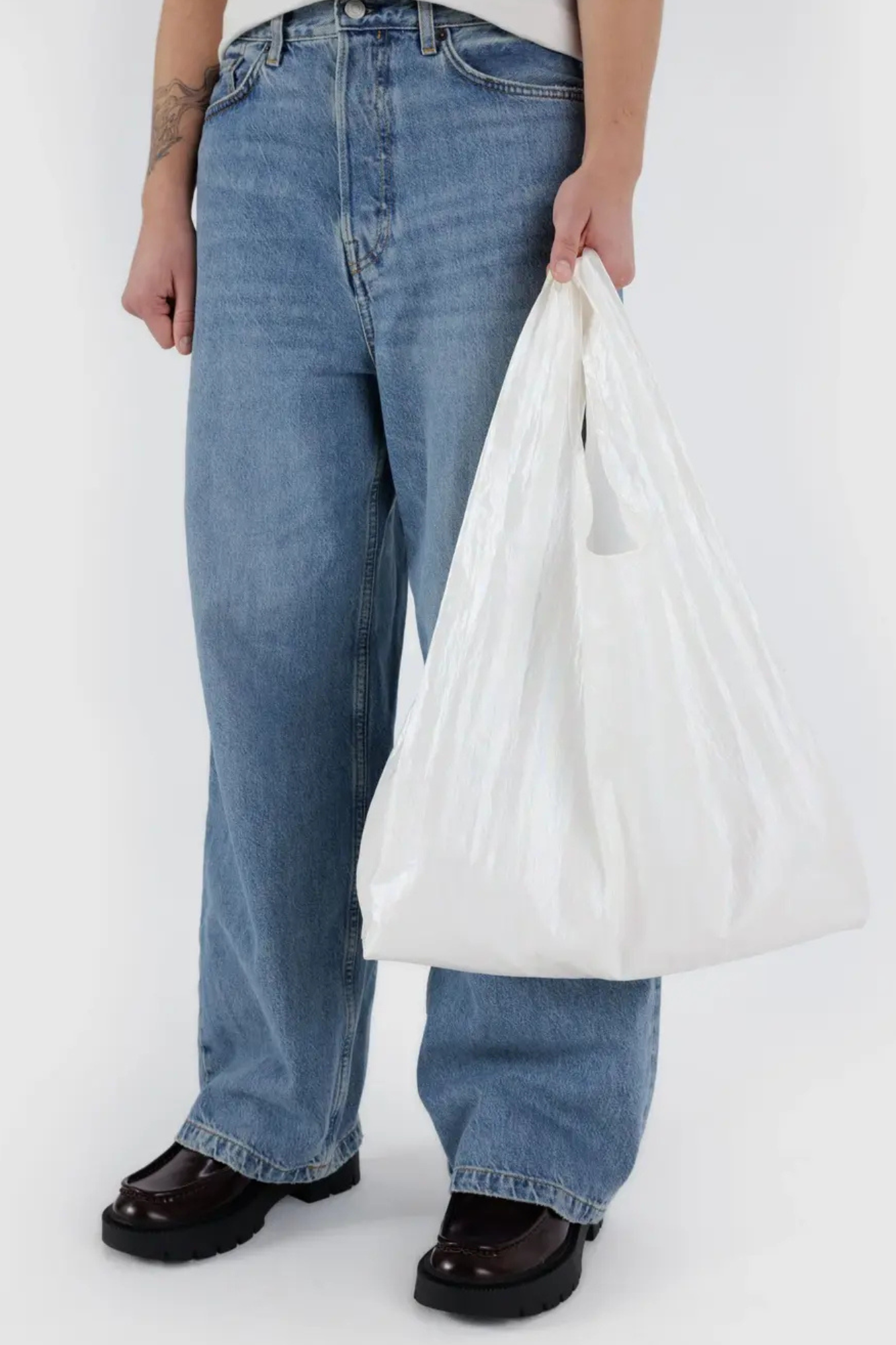 BAGGU Standard Reusable Shopping Tote Bag - Pearl Metallic Finish | Eco-Friendly Grocery Bag for Shopping, Beach, Travel & Daily Use