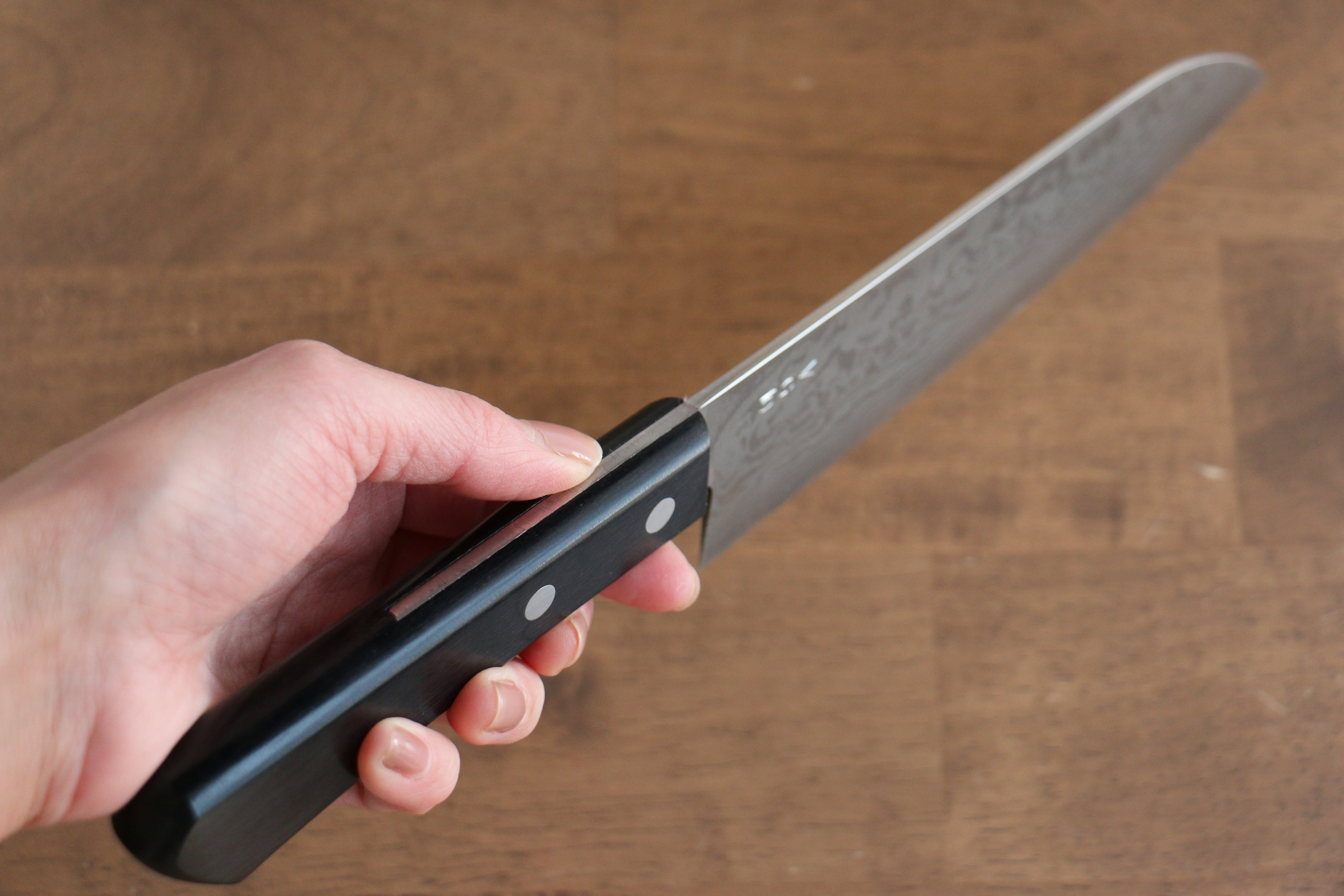 Premium Nao Yamamoto VG10 Damascus Santoku Knife 170mm - Black Pakkawood Handle - Japanese Kitchen Knife for Slicing, Dicing & Chopping Vegetables, Meat & Fish - Perfect for Home Chefs & Professional Kitchens