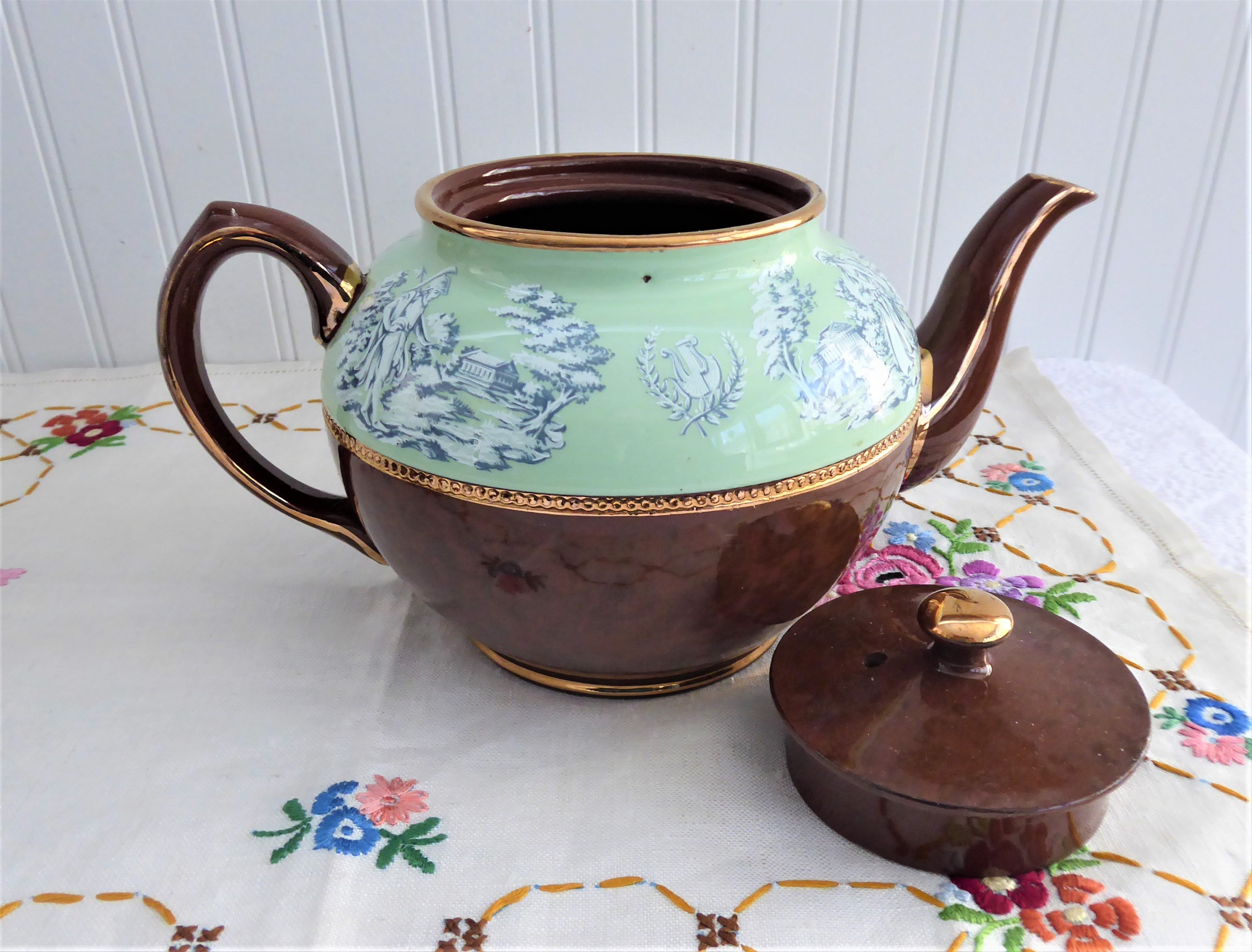 Vintage Sadler Fancy Brown Betty Teapot with Green Toile Band - 6 Cup Capacity, Greek Scene Design, Made in England 1960s - Perfect for Afternoon Tea, Collectible Ceramic Teapot for Tea Lovers