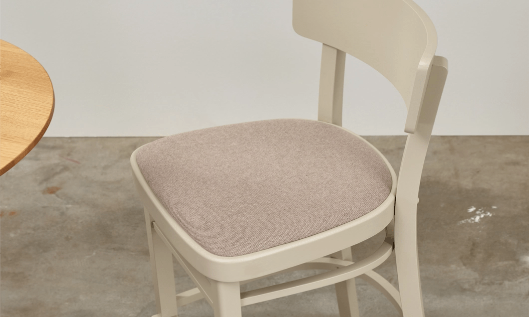 Premium Ton Bentwood Stool - Modern Wooden Bar Stool for Kitchen, Dining & Cafe | Ergonomic Design for Home & Commercial Use