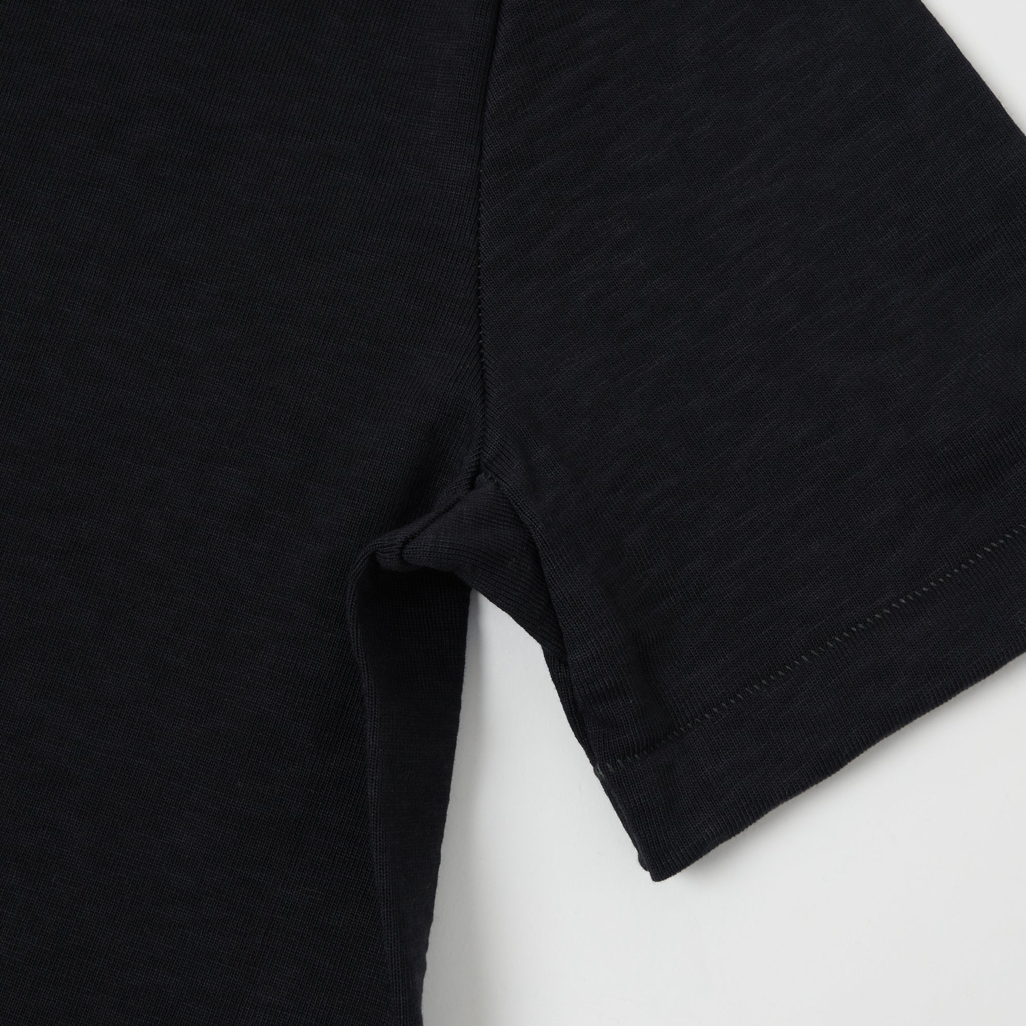 Merz b. Schwanen 2S14 Heavy Crew Neck T-Shirt for Men - Premium Cotton Charcoal Gray Tee - Casual Wear & Layering Essential