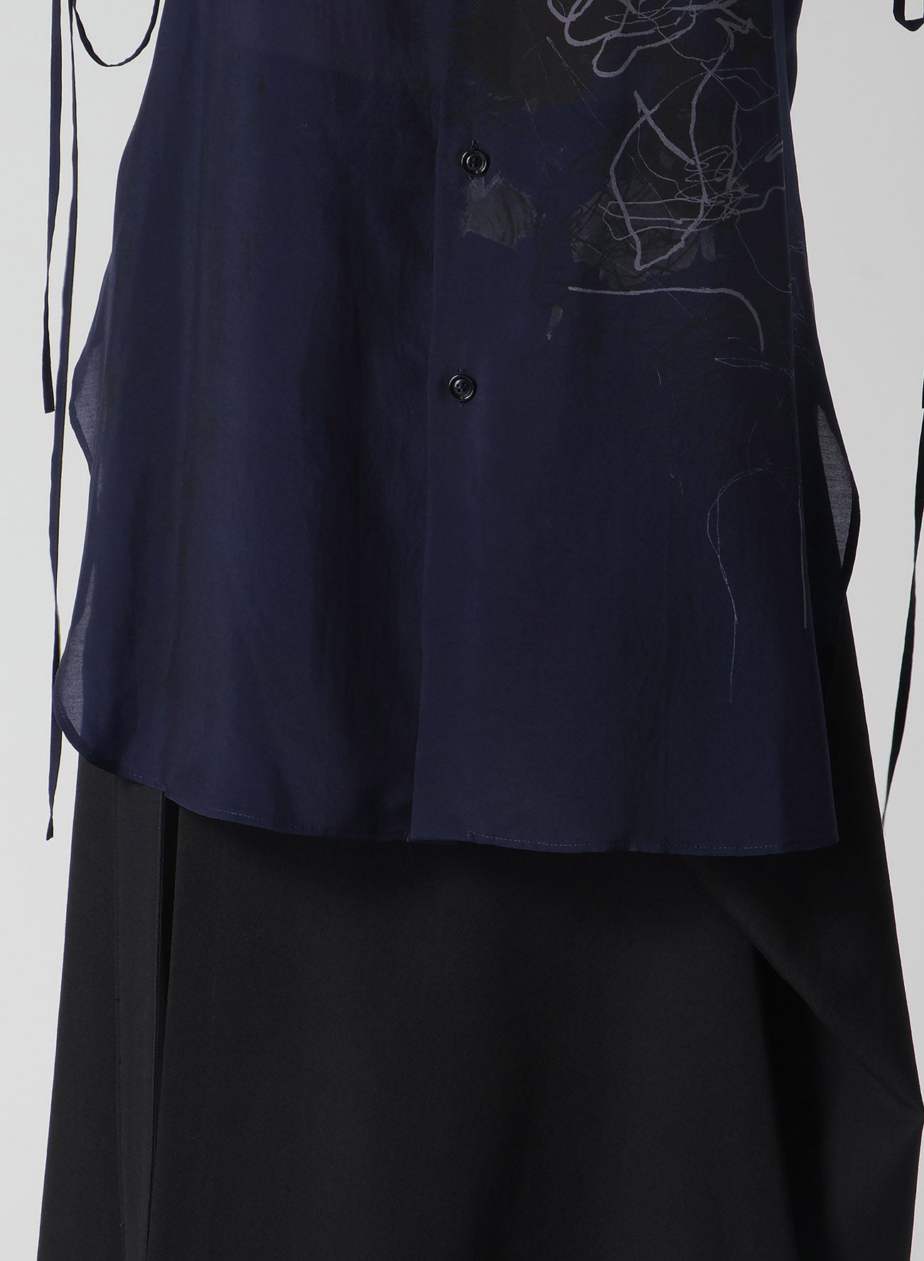 CU/LAWN Floral Sketch Print Shirred Sleeve Blouse - Women's Fashion Top for Spring Summer, Office Wear & Casual Outings