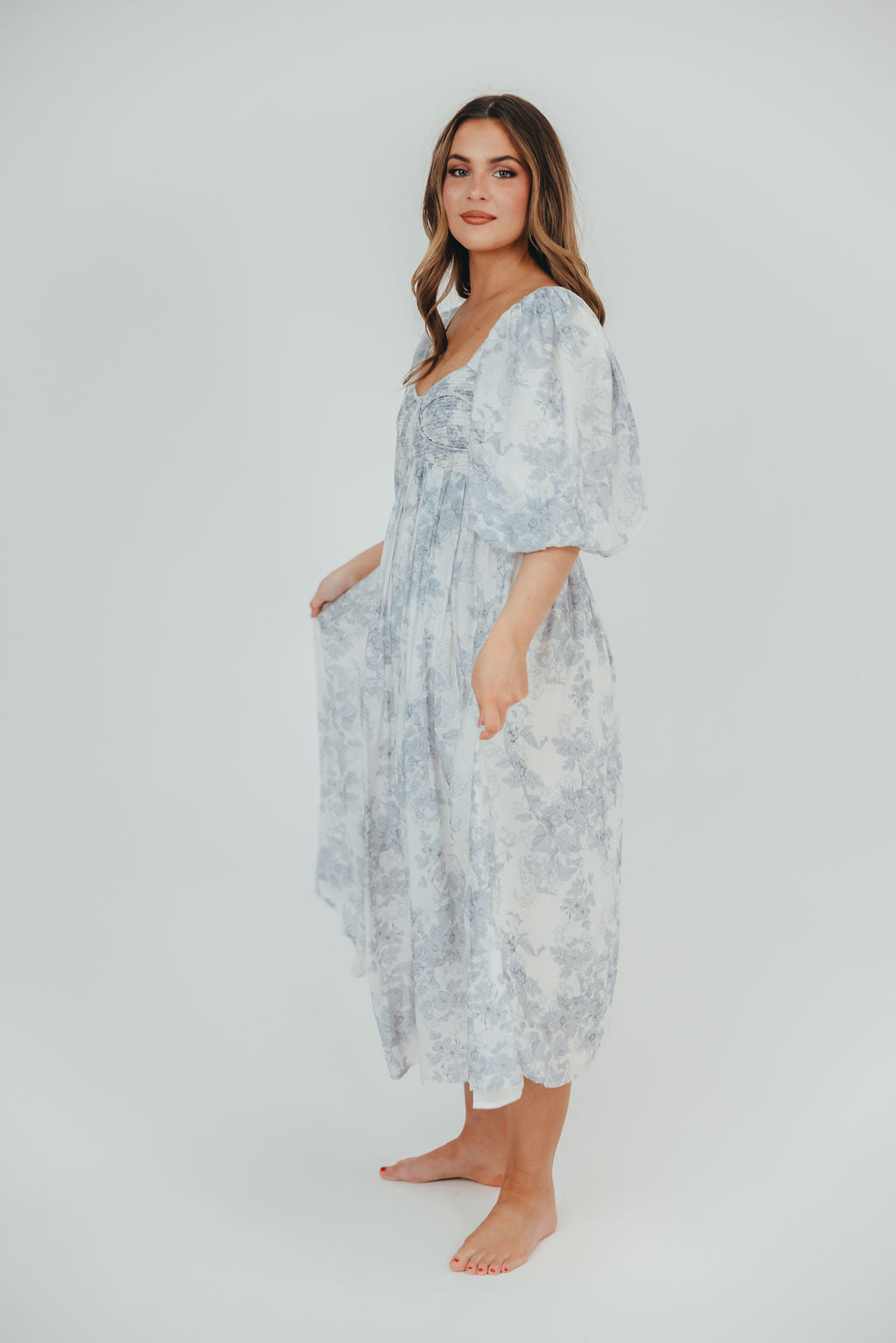 Harlow Maxi Dress - Light Blue Floral Maternity Dress | Bump Friendly & Size Inclusive (S-3XL) | Perfect for Pregnancy, Beach Vacations & Summer Weddings