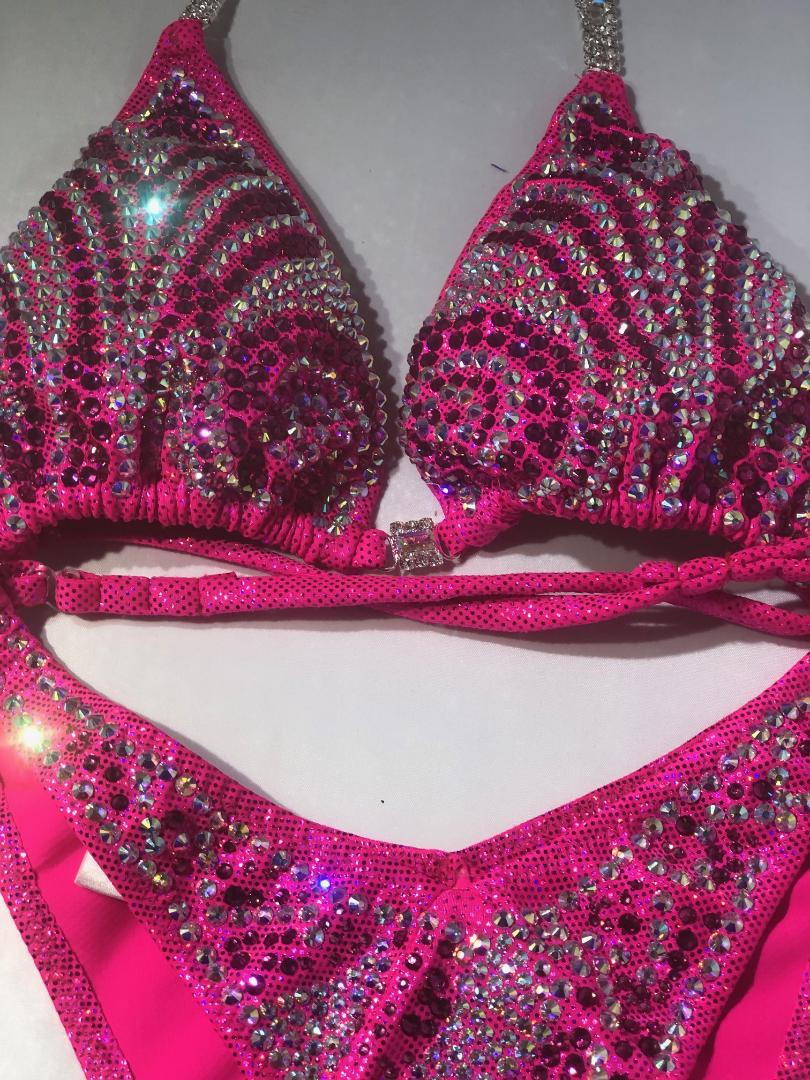 Best IFBB NPC Women's Physique & Bikini Competition Suit - Hot Pink Posing Bikini for Bodybuilding, Fitness Shows & Stage Performances