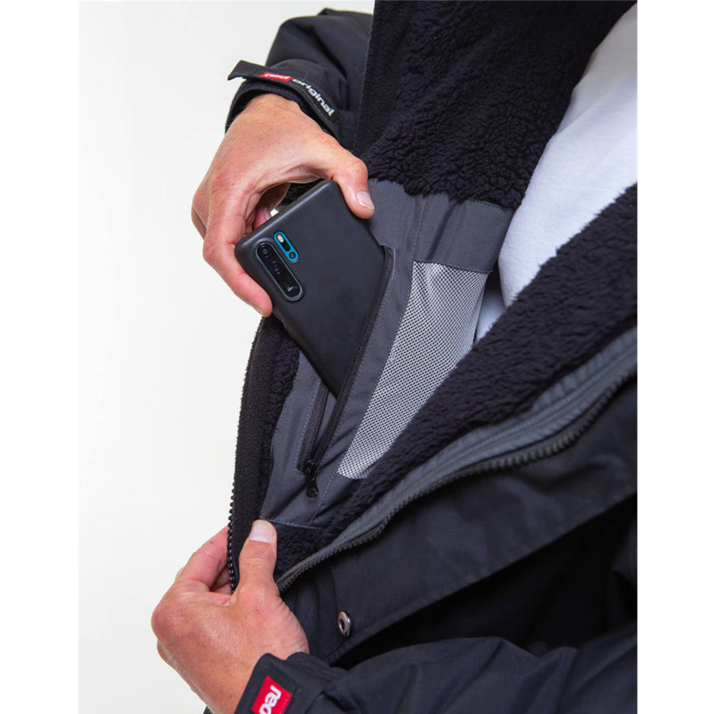 Red Paddle Pro Change Evo Long Sleeve Quick Dry Towel - Stealth Black for Surfing, Swimming & Outdoor Activities