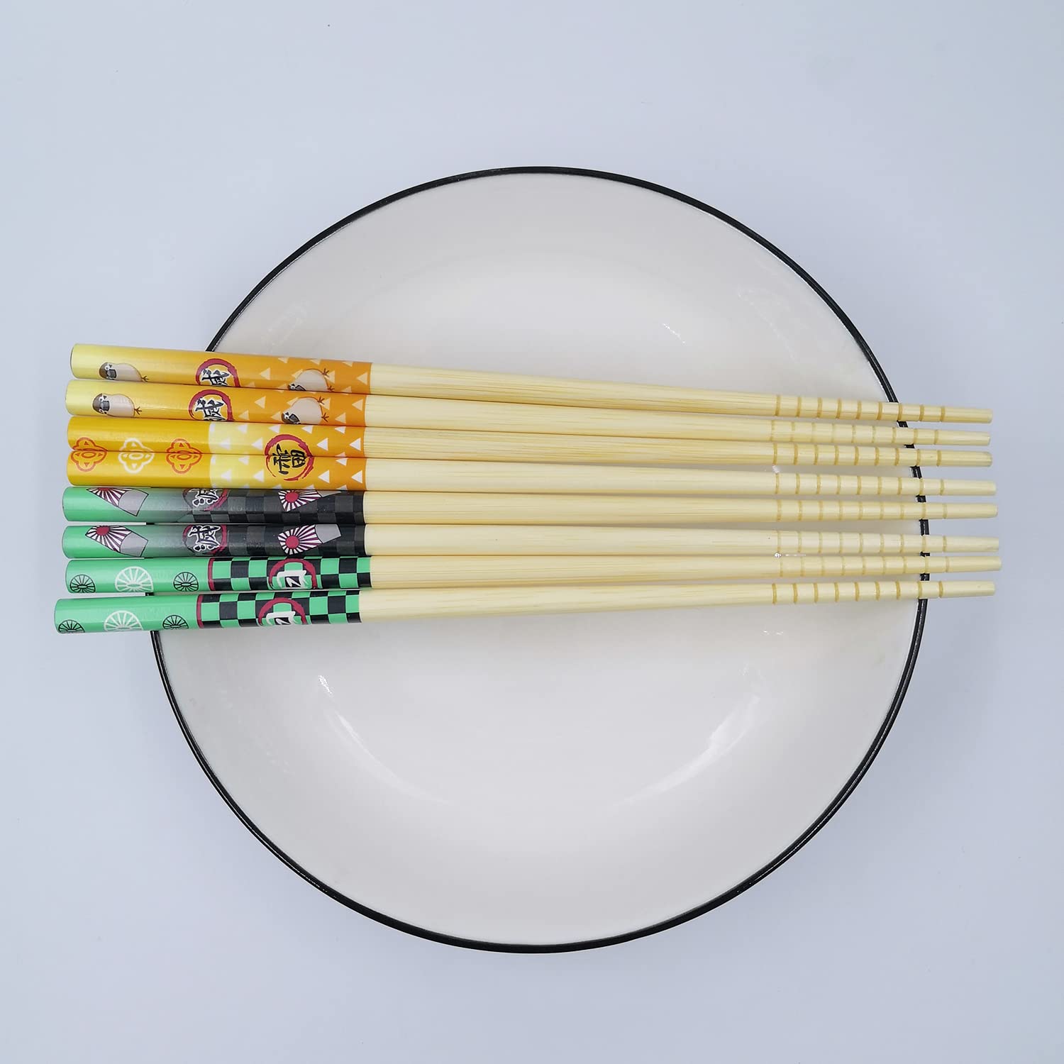 Anime Themed Bamboo Chopsticks - Cartoon Character Chopsticks for Sushi, Ramen & Asian Cuisine - Eco-Friendly & Lightweight E-Chopsticks for Anime Fans & Japanese Food Lovers