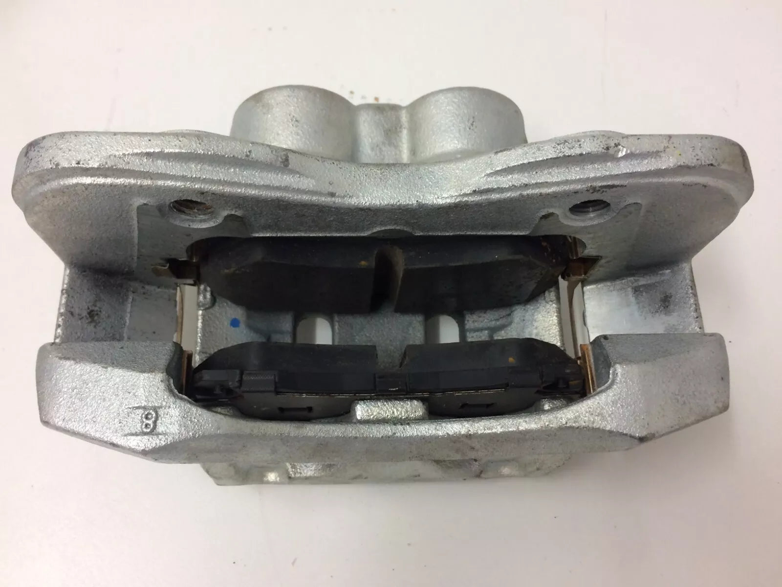 Genuine Holden RG Colorado Front Right Brake Caliper 2012-2020 - Perfect for Off-Roading & Daily Commuting