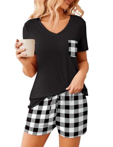Black and White Plaid