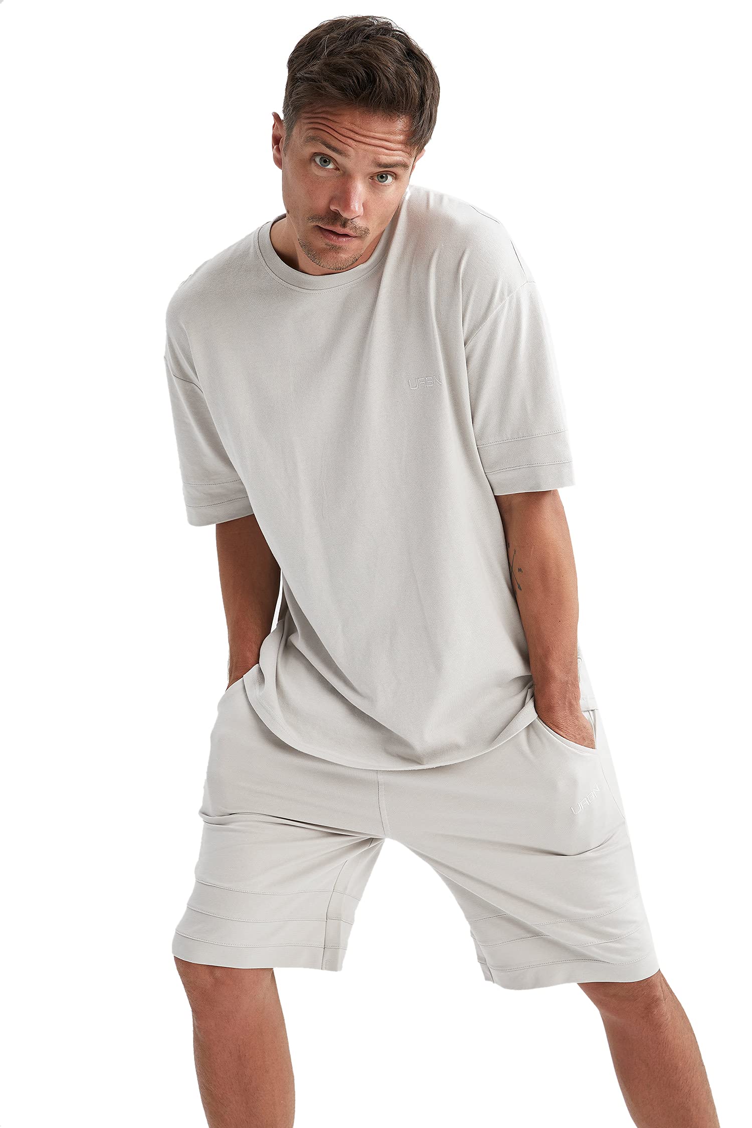 DeFacto Men's 100% Cotton Oversized Short Sleeve Crew Neck T-Shirt - Comfortable Relaxed Fit Casual Tee for Everyday Wear, Street Style & Lounge