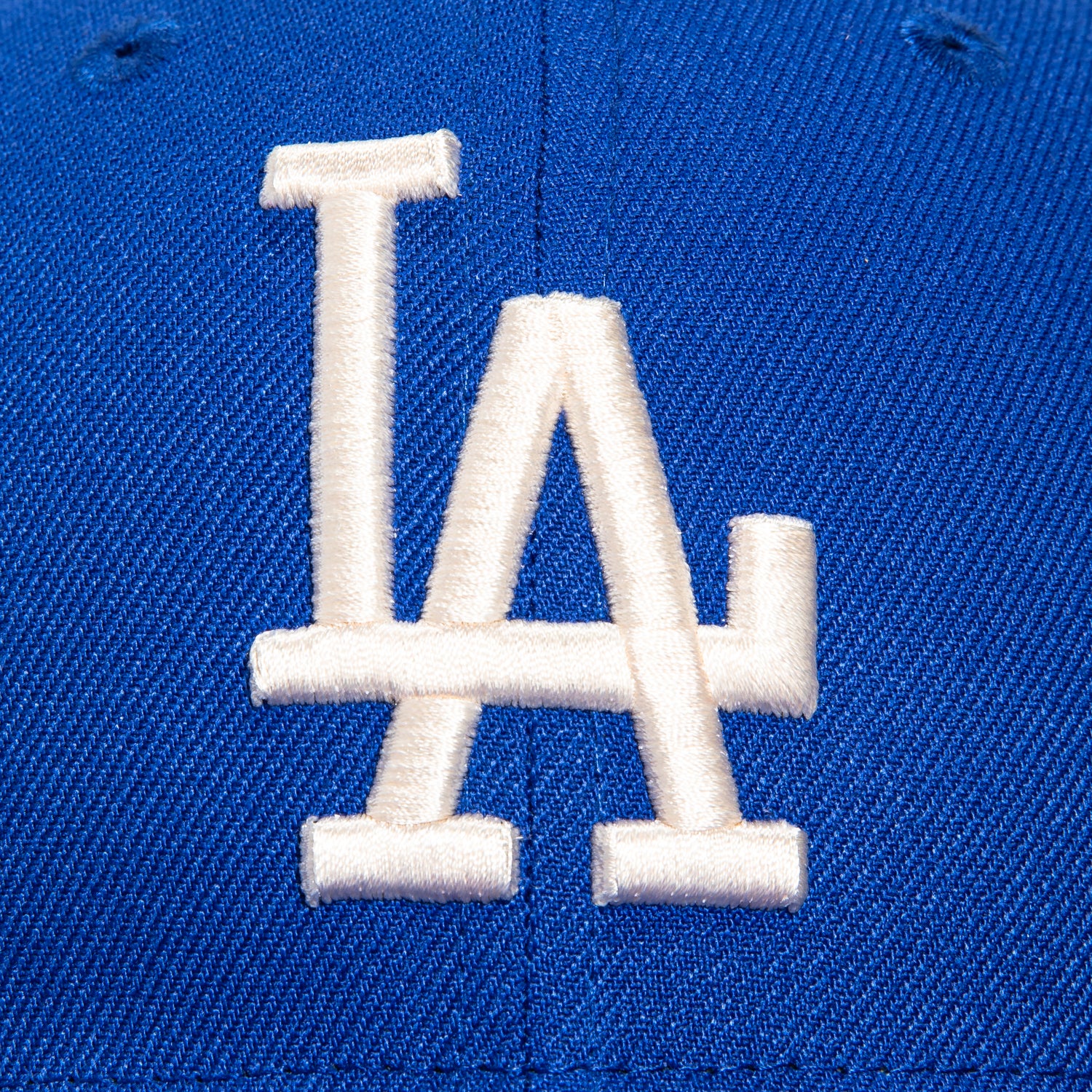 New Era 59Fifty Los Angeles Dodgers Cooperstown Collection Patch Hat - Royal Blue - Official MLB Baseball Cap for Men & Women - Perfect for Games, Collecting & Streetwear Fashion