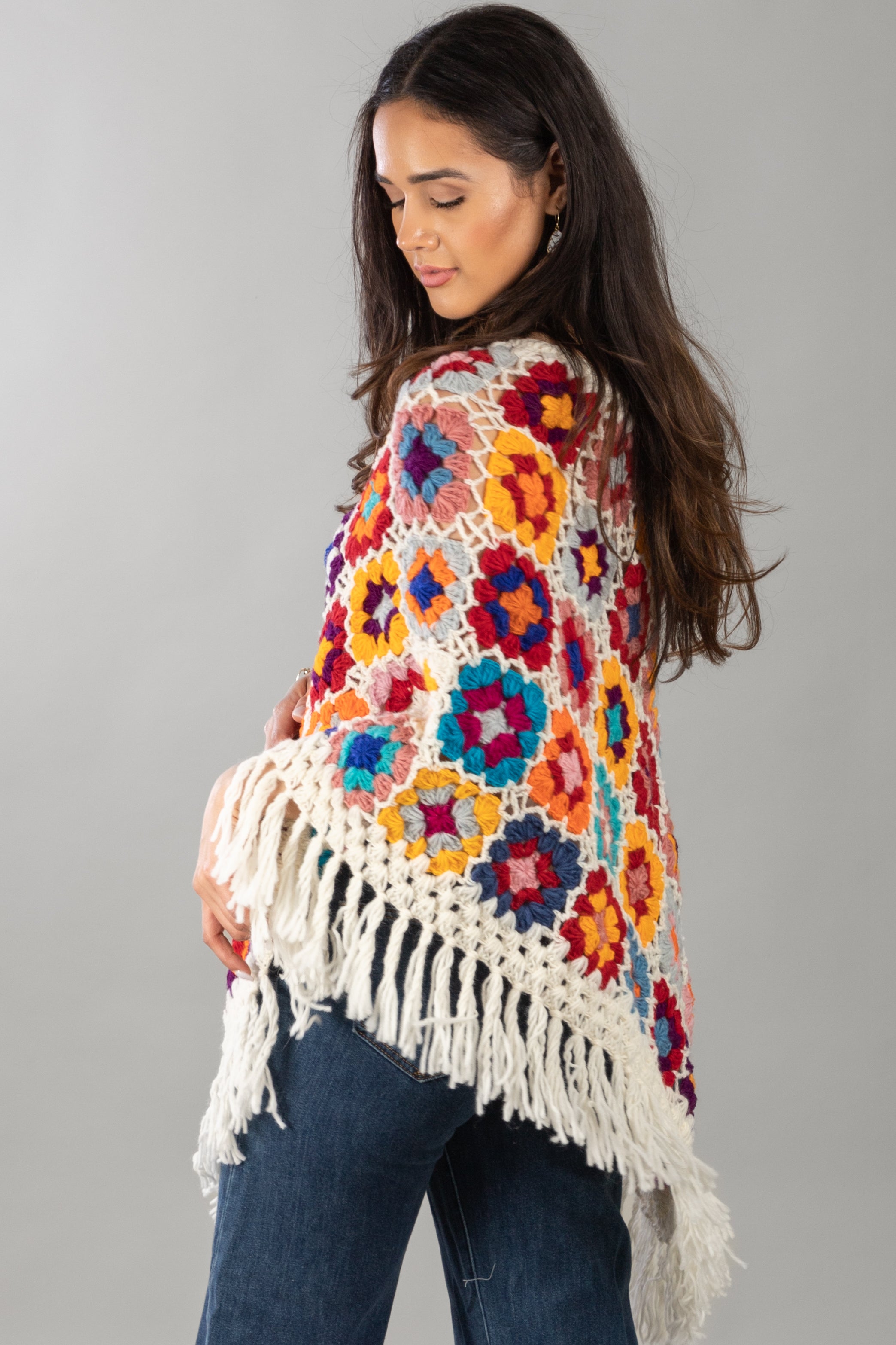 Stylish Crochet Fringe Sweater Poncho for Women - Boho Chic Knit Cardigan Wrap - Perfect for Fall Fashion, Beach Cover Up & Cozy Lounge Wear