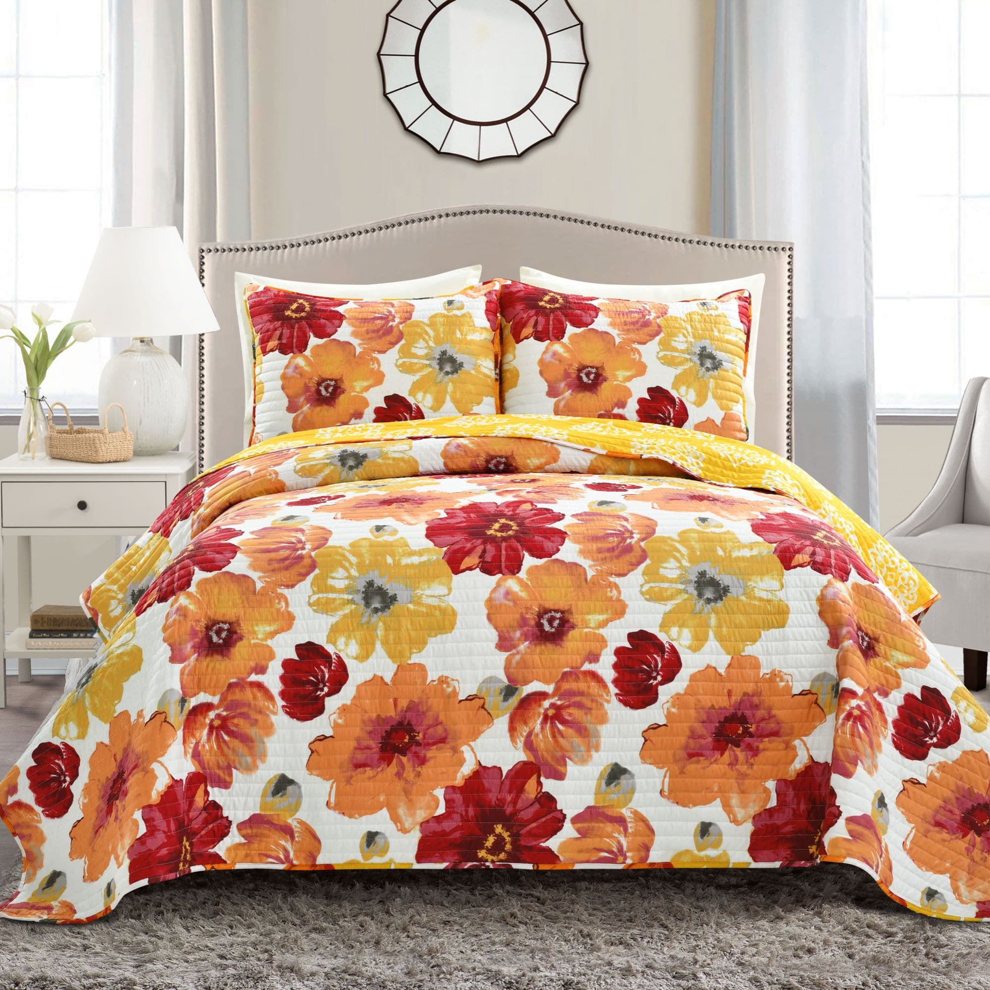 Leah Quilt 3 Piece Bedding Set - Queen Size Comforter, Pillow Shams & Bed Skirt - Soft Microfiber Luxury Quilted Bed Set for Cozy Bedroom Decor