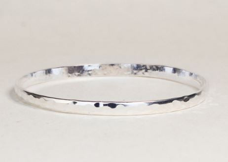Shiny Everyday Bangle Bracelet for Women - Elegant & Durable Fashion Jewelry - Perfect for Work, Parties & Daily Wear