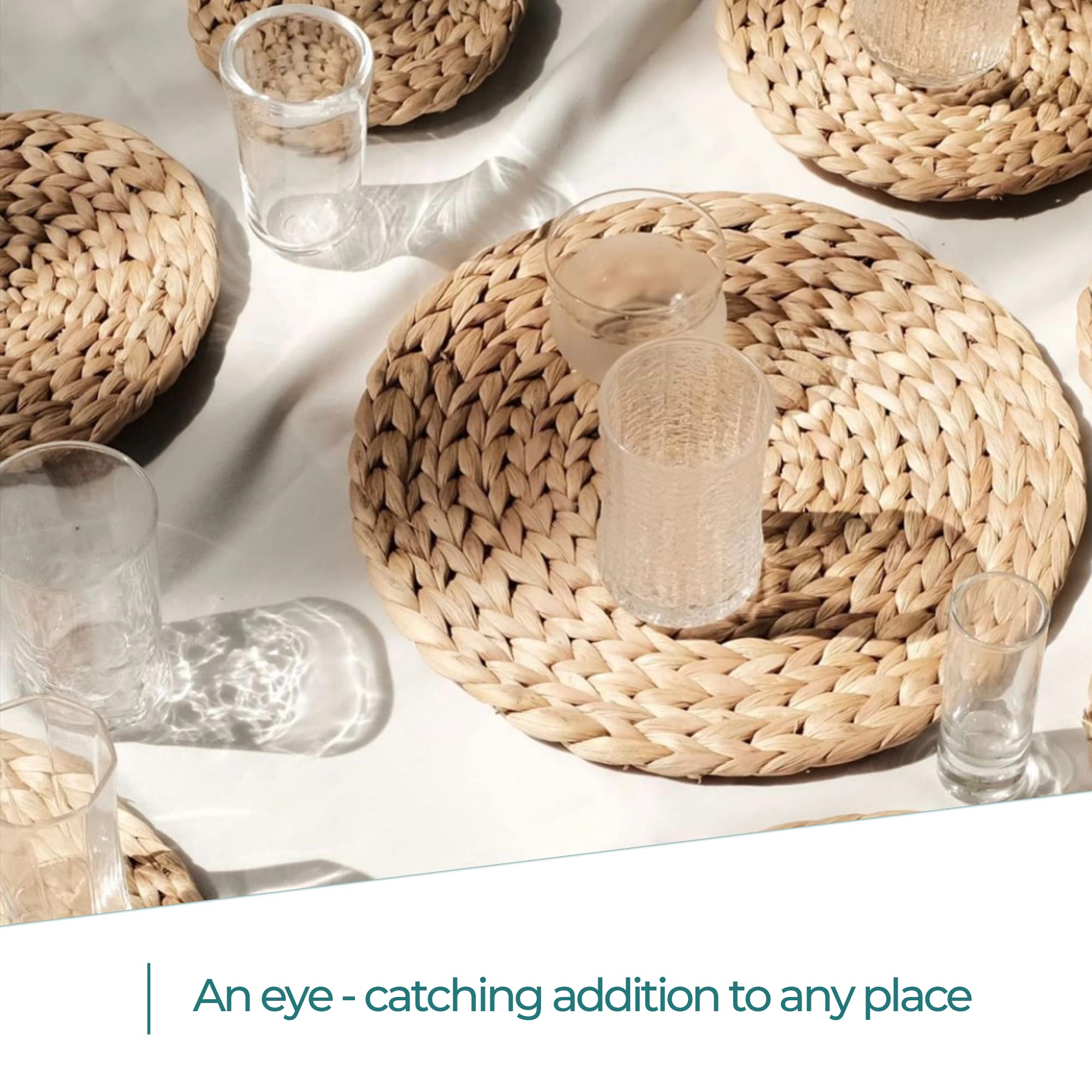 Round Woven Placemats Set of 8 - Natural Water Hyacinth Braided Straw Table Mats | Heat Resistant & Non-Slip Kitchen Dining Decor | Perfect for Farmhouse, Boho, and Coastal Style Home Decor (11.8 Inch)
