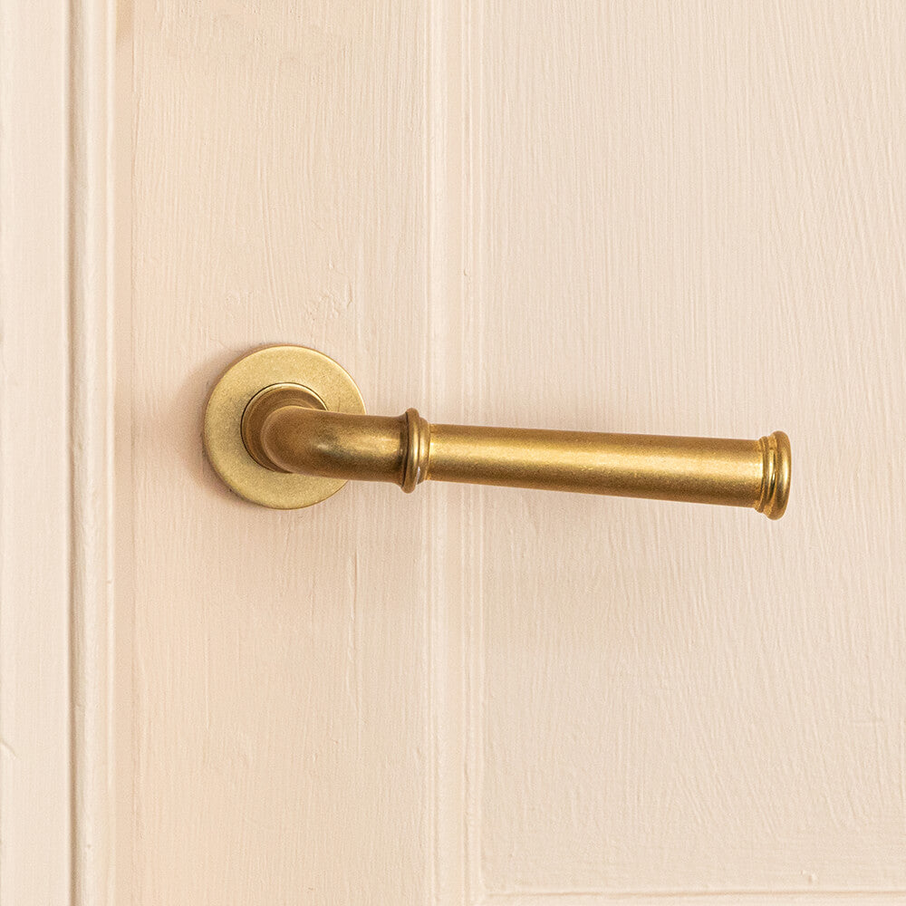 Vintage Aged Brass Grace Lever Door Handles - Classic Elegant Cabinet & Interior Door Hardware for Home & Office - Perfect for Bedroom, Bathroom, Closet & Entryway Doors