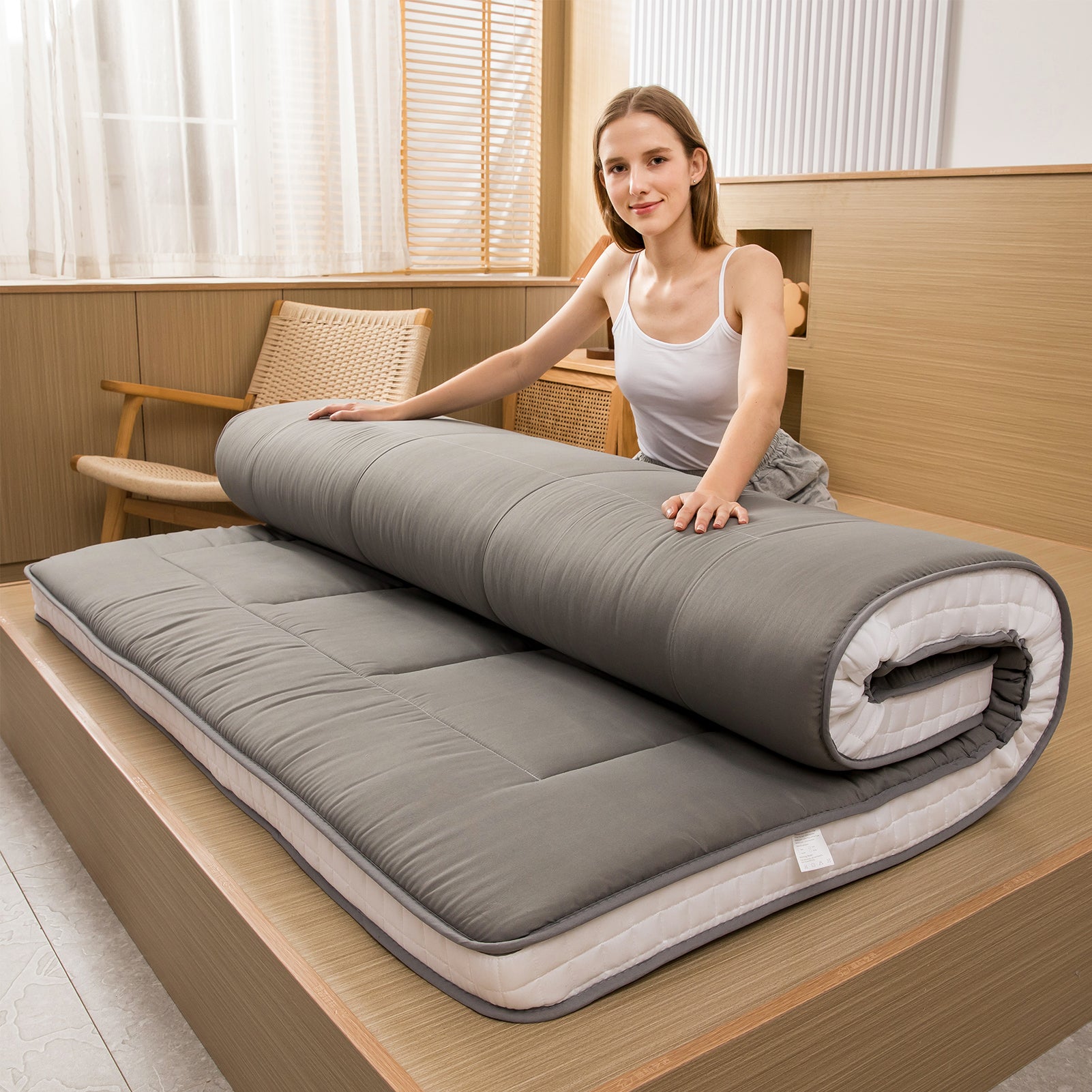 MAXYOYO Extra Thick Japanese Floor Futon Mattress - Dark Grey Foldable Tatami Bed for Guest Room, Meditation & Small Space Living | Comfortable Floor Sleeping Solution