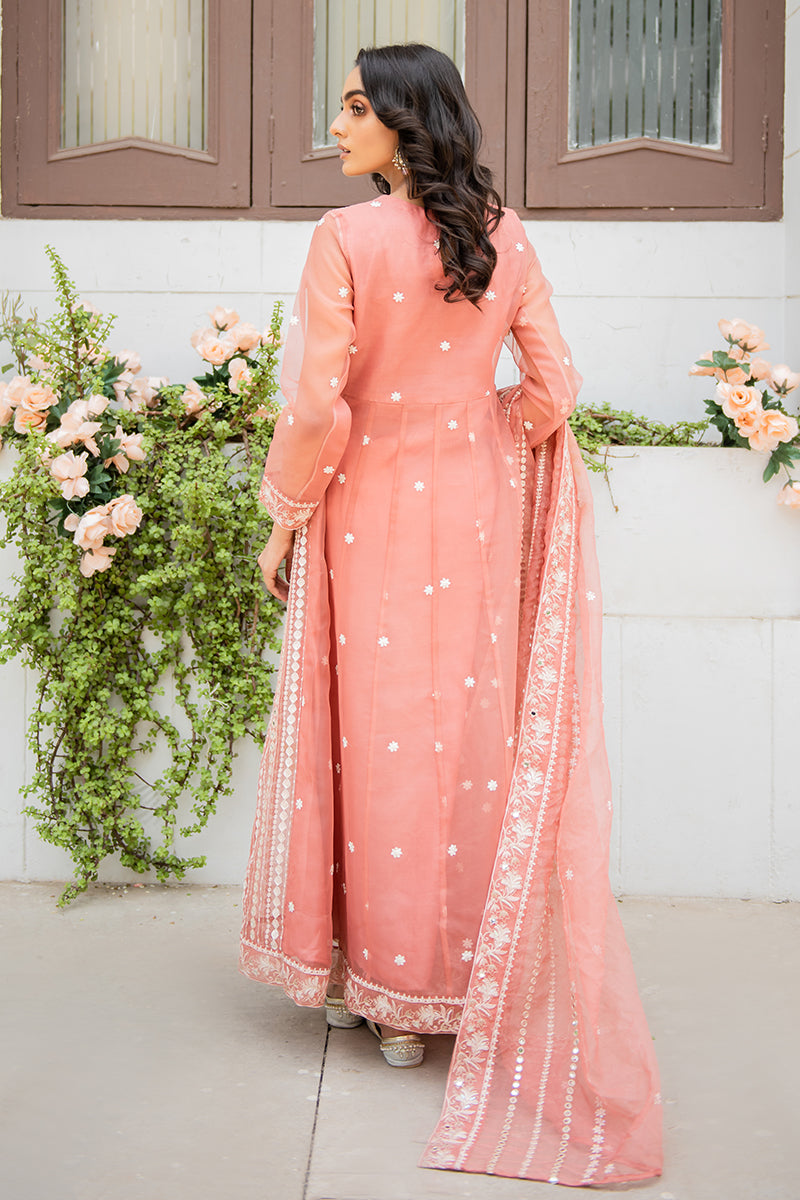 Mahjabeen SS22 Women's Fashion Collection - Trendy Outfits for Casual, Party & Office Wear
