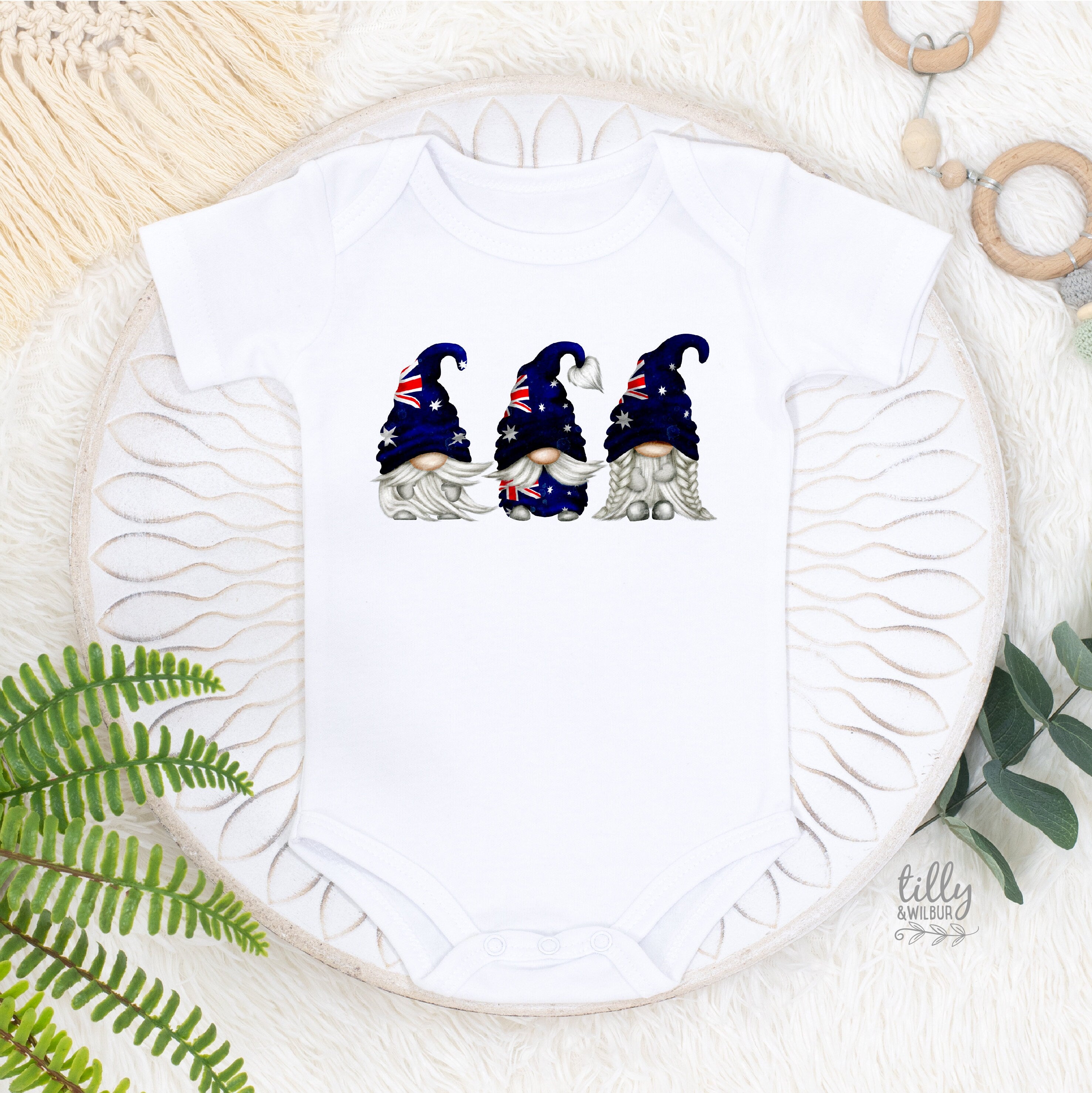 Australian Gnome Graphic T-Shirt - Funny & Unique Design for Men & Women - Perfect for Casual Wear, Gifts & Themed Parties