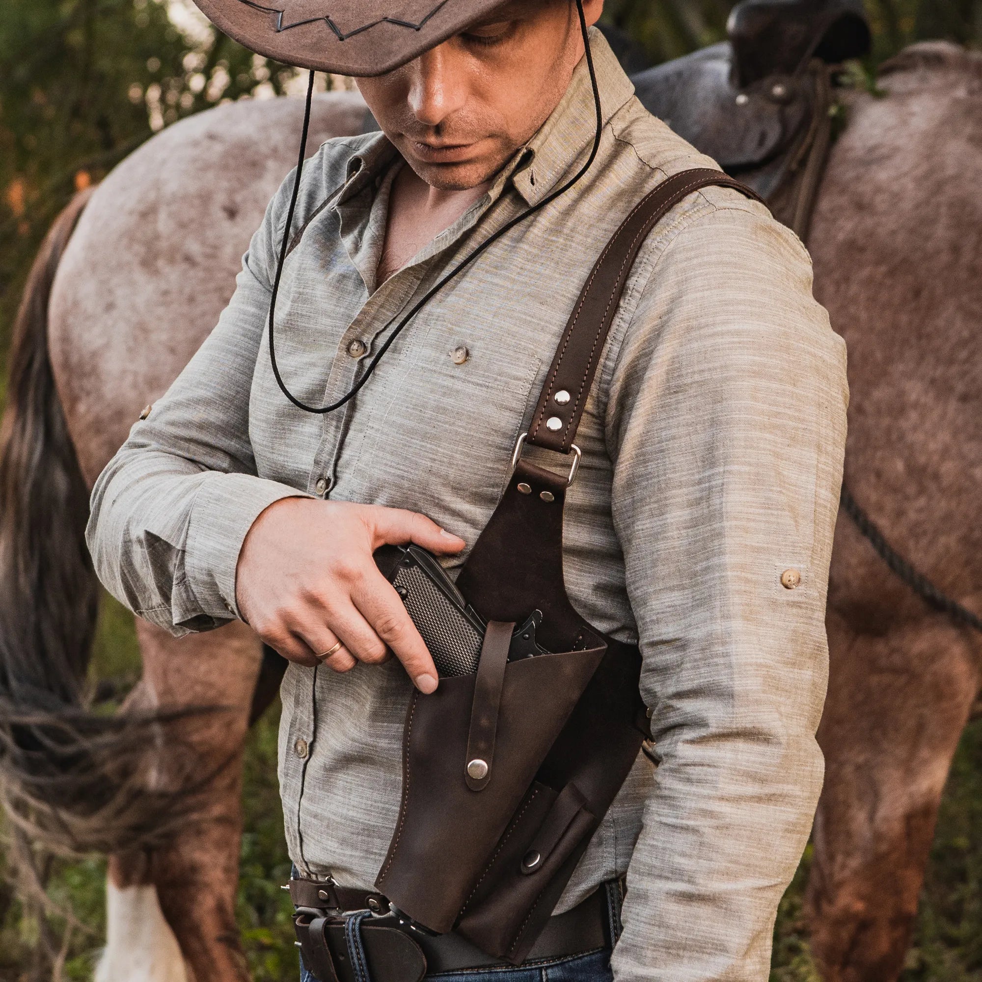 Best Gun Shoulder Holster for Concealed Carry - Comfortable & Adjustable Pistol Shoulder Harness - Perfect for CCW, Security, Police & Outdoor Activities