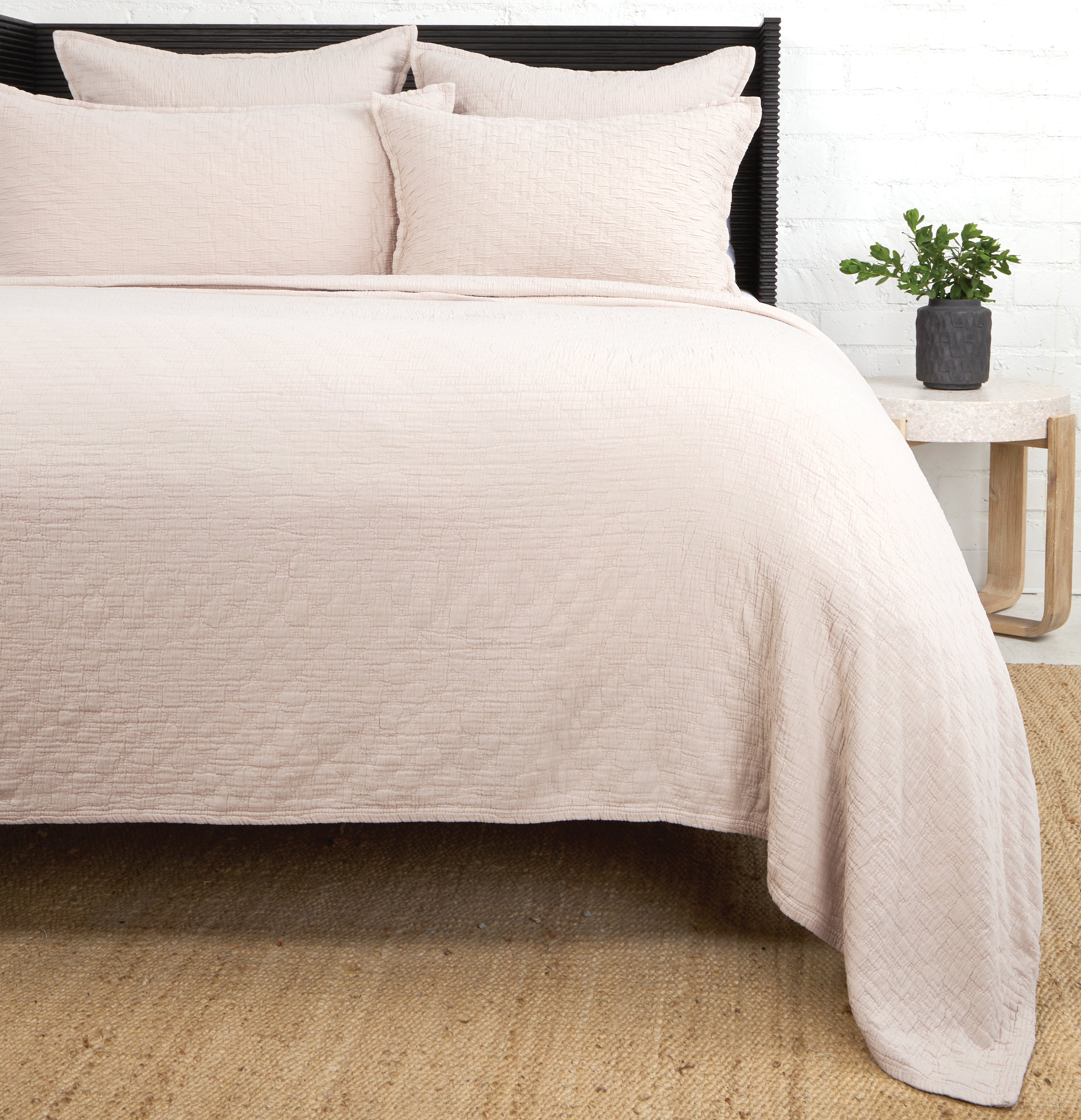 Ojai Matelasse Collection - Luxury Quilted Bedding Set for Home Decor | Perfect for Master Bedroom, Guest Room & Cozy Retreats