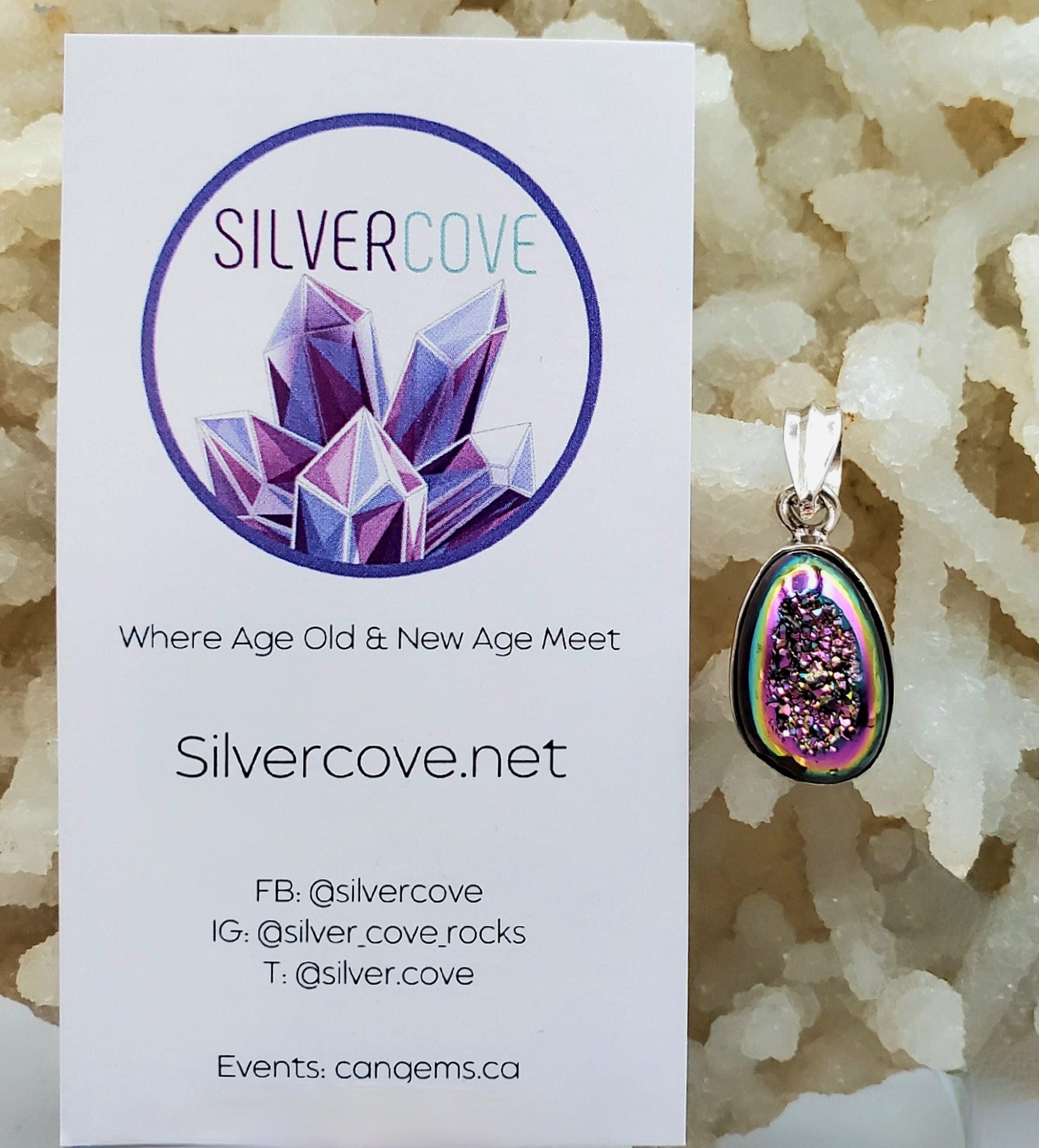 Aura Druzy Pendant Necklace - Natural Stone Crystal Jewelry for Women - Perfect for Everyday Wear & Special Occasions