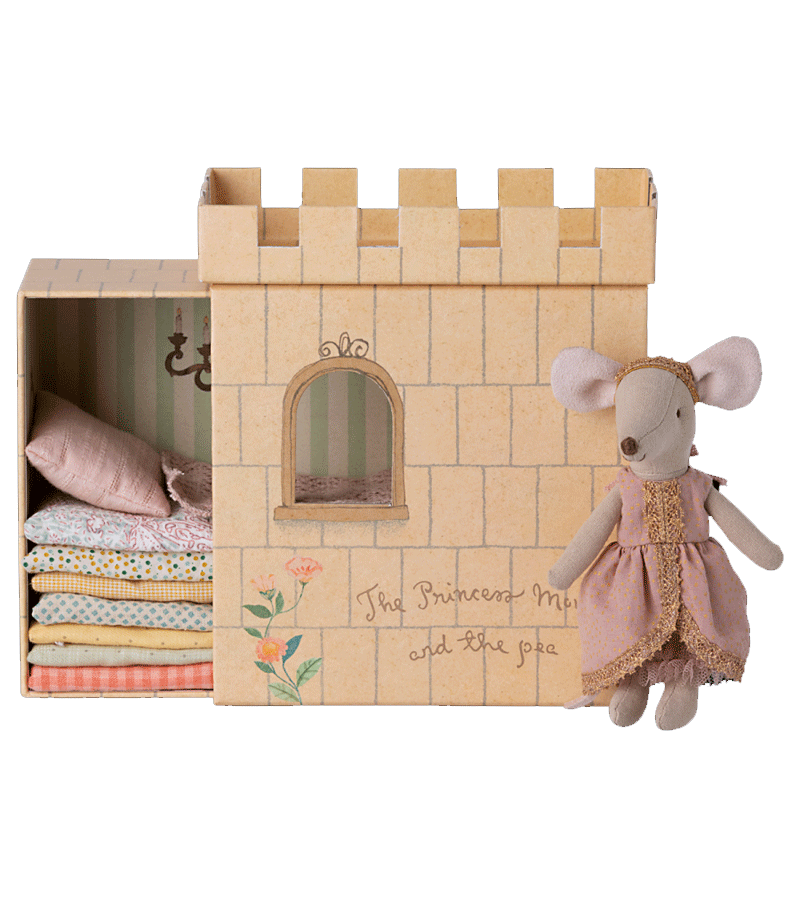 Maileg Princess on the Pea Big Sister Mouse - Adorable Collectible Doll for Kids | Perfect for Storytelling, Nursery Decor & Gift Giving