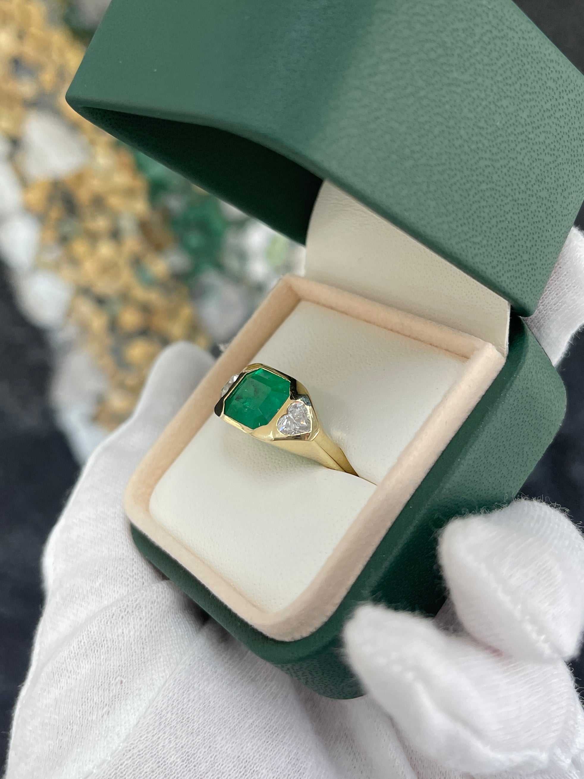 18K Gold Heirloom 4.29tcw Three-Stone Emerald & Heart Cut Diamond Gypsy Ring for Women - Vintage Bold Statement Jewelry for Weddings, Anniversaries & Special Occasions