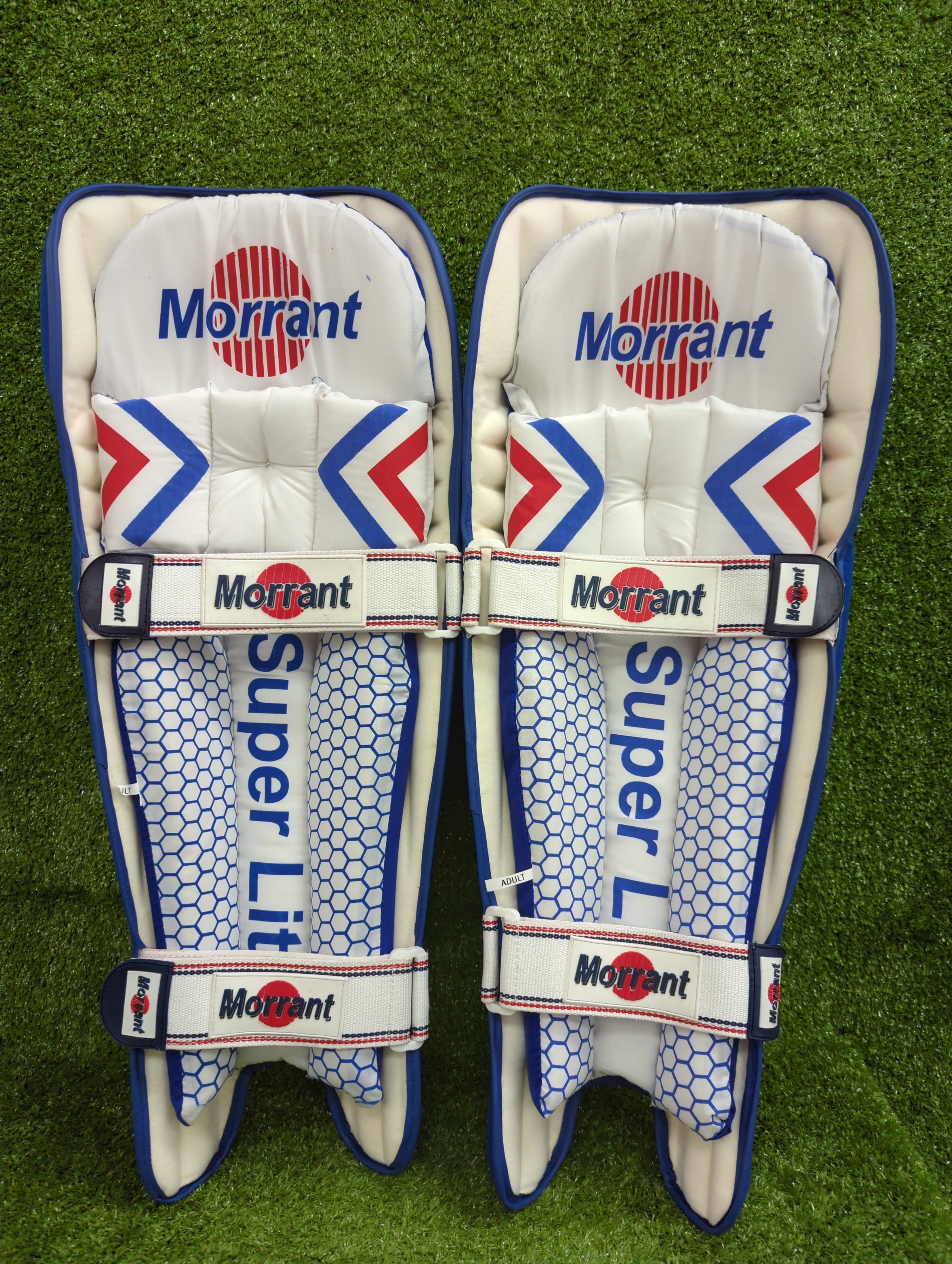 Morrant International Super Ultralite Adult Cricket Batting Pads - Lightweight Protective Gear for Cricket Matches & Practice Sessions