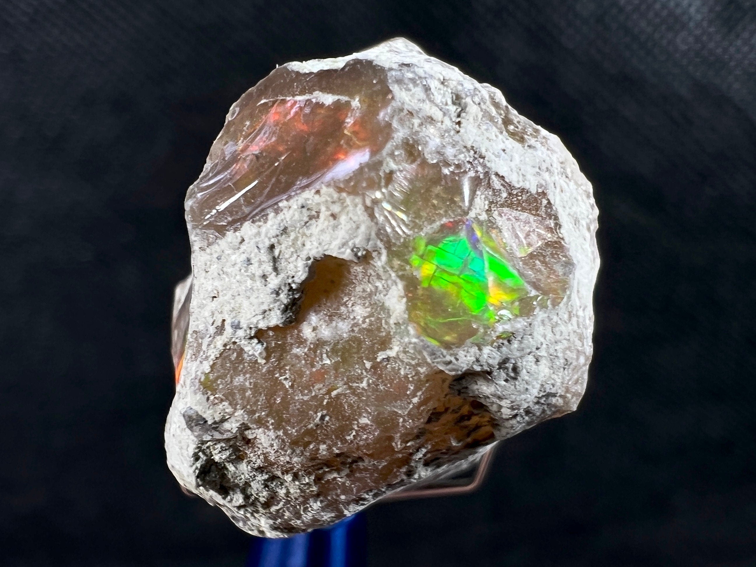 Natural 4A+ Welo Opal Raw Crystal - Premium Cutting Grade Gemstone, October Birthstone (50718) | Jewelry Making, Healing Crystals & Collector's Specimen