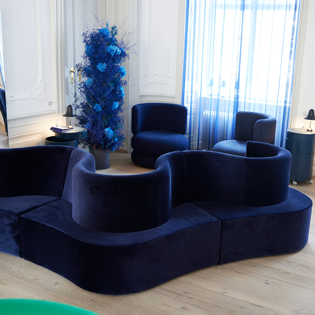 Cloverleaf Modular Sectional Sofa - Customizable Living Room Furniture for Modern Home & Office Use
