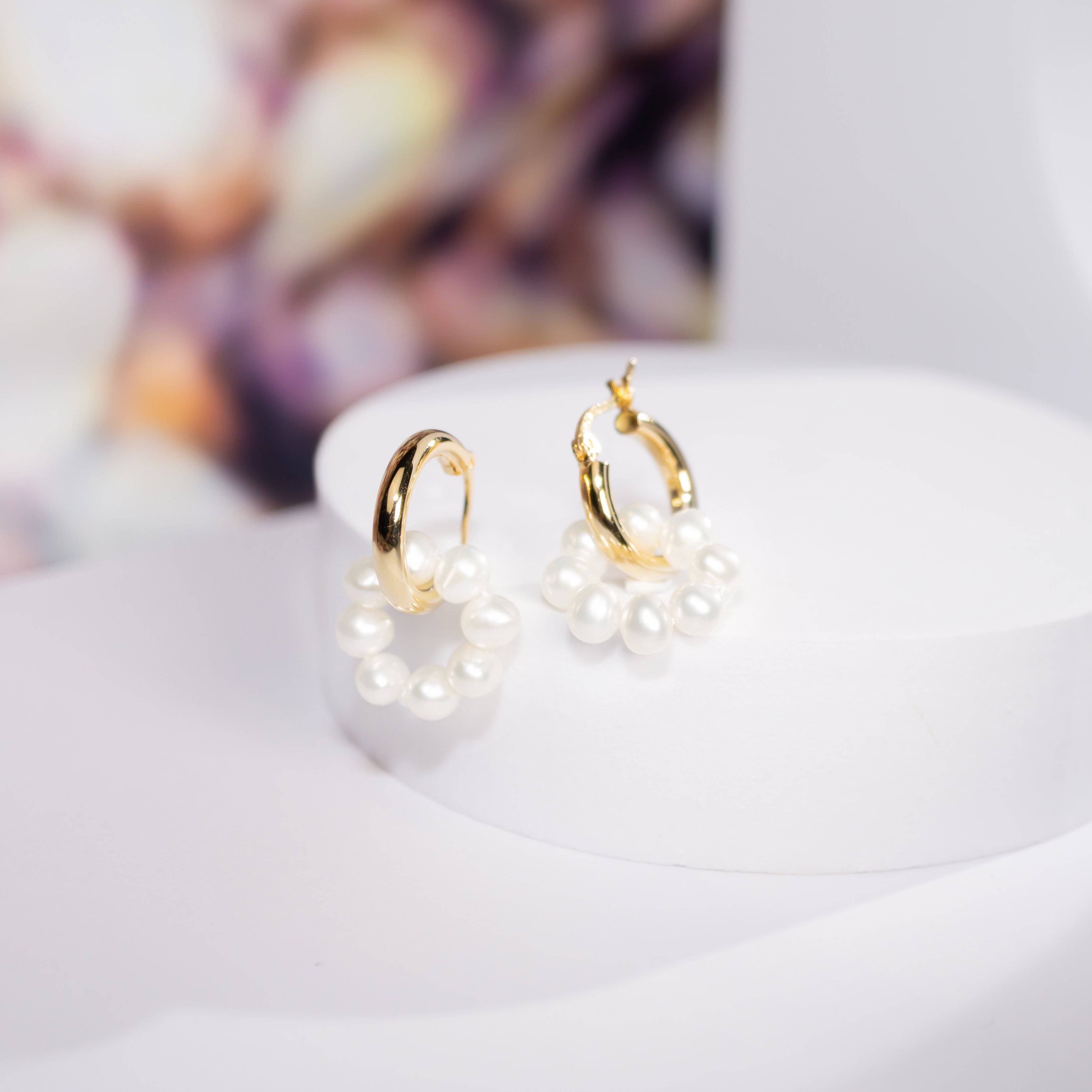 18K Solid Gold New Yorker Freshwater Pearl Earrings KE00034 - Elegant Pearl Jewelry for Women, Perfect for Weddings, Parties & Special Occasions