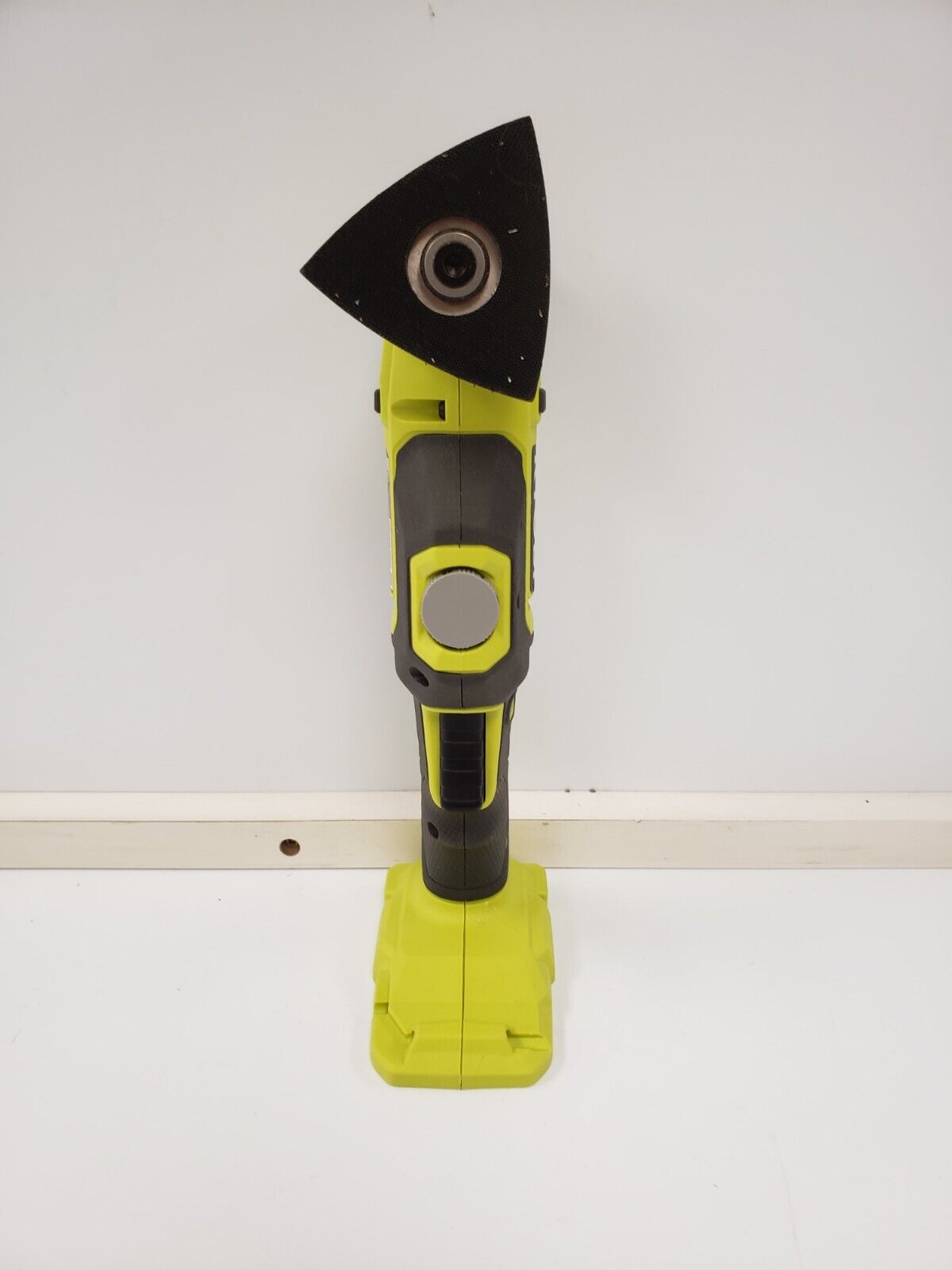 Ryobi PLC430 Multi Tool - Cordless Oscillating Multi-Tool for Cutting, Sanding, Scraping | Perfect for DIY Projects, Home Renovation & Woodworking